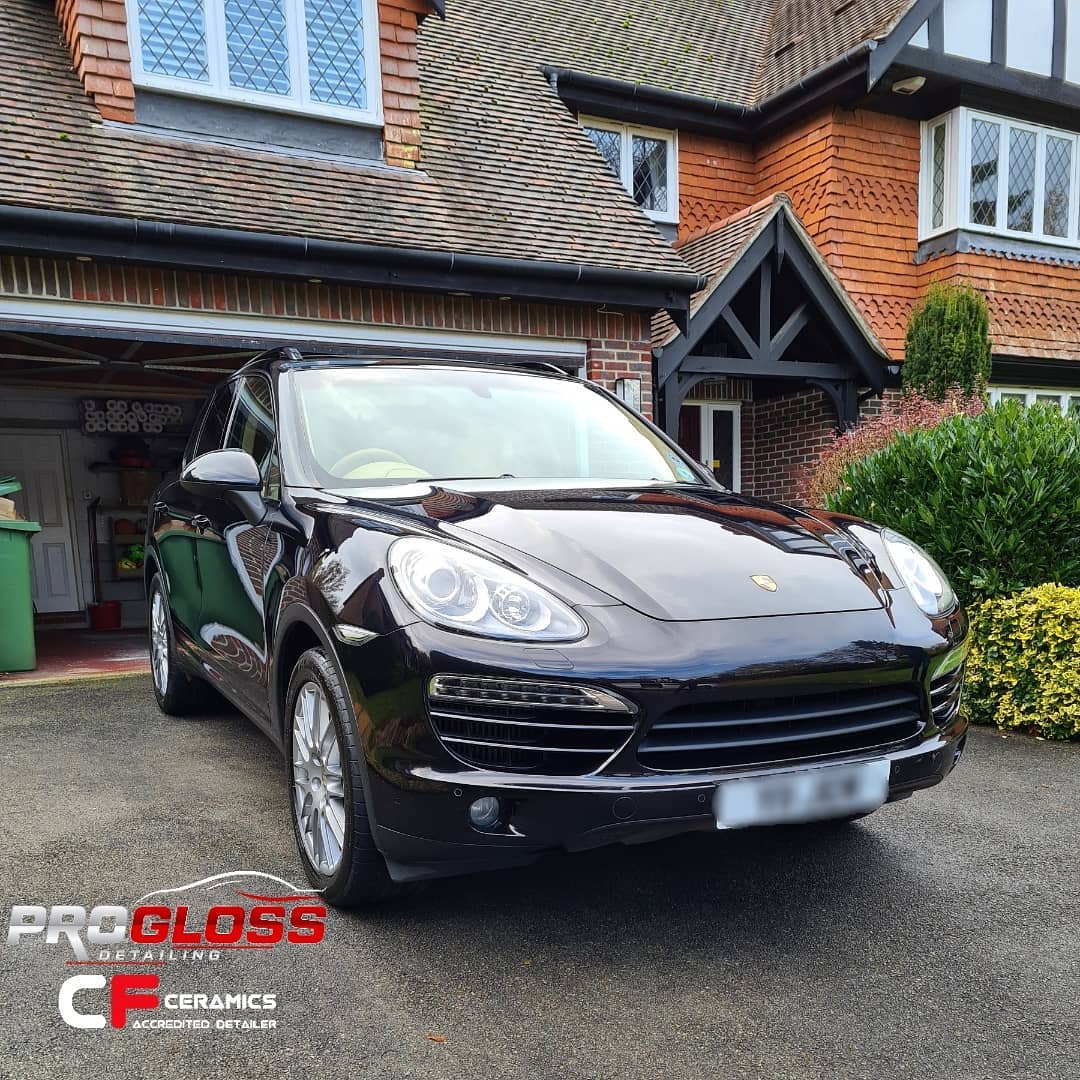 Customer in the a single stage correction and a 3 year ceramic coating from @coatingfarm
Paint was very faded and the results are amazing 👌🏻👌🏻👌🏻
#cfcaccredited #coatingfarm #ceramic
📆 Book today
📞 07511041762
📧 Info@proglossdetailing.co.uk
💻 Www.proglossdetailing.co.uk