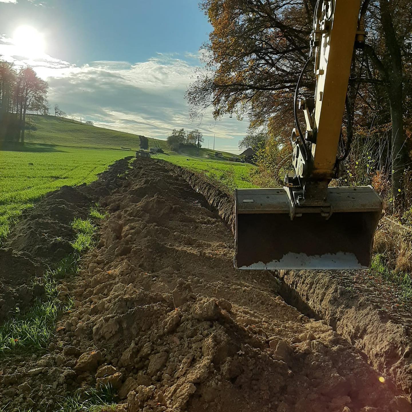 Leitungsbau bei bestem Wetter☀️