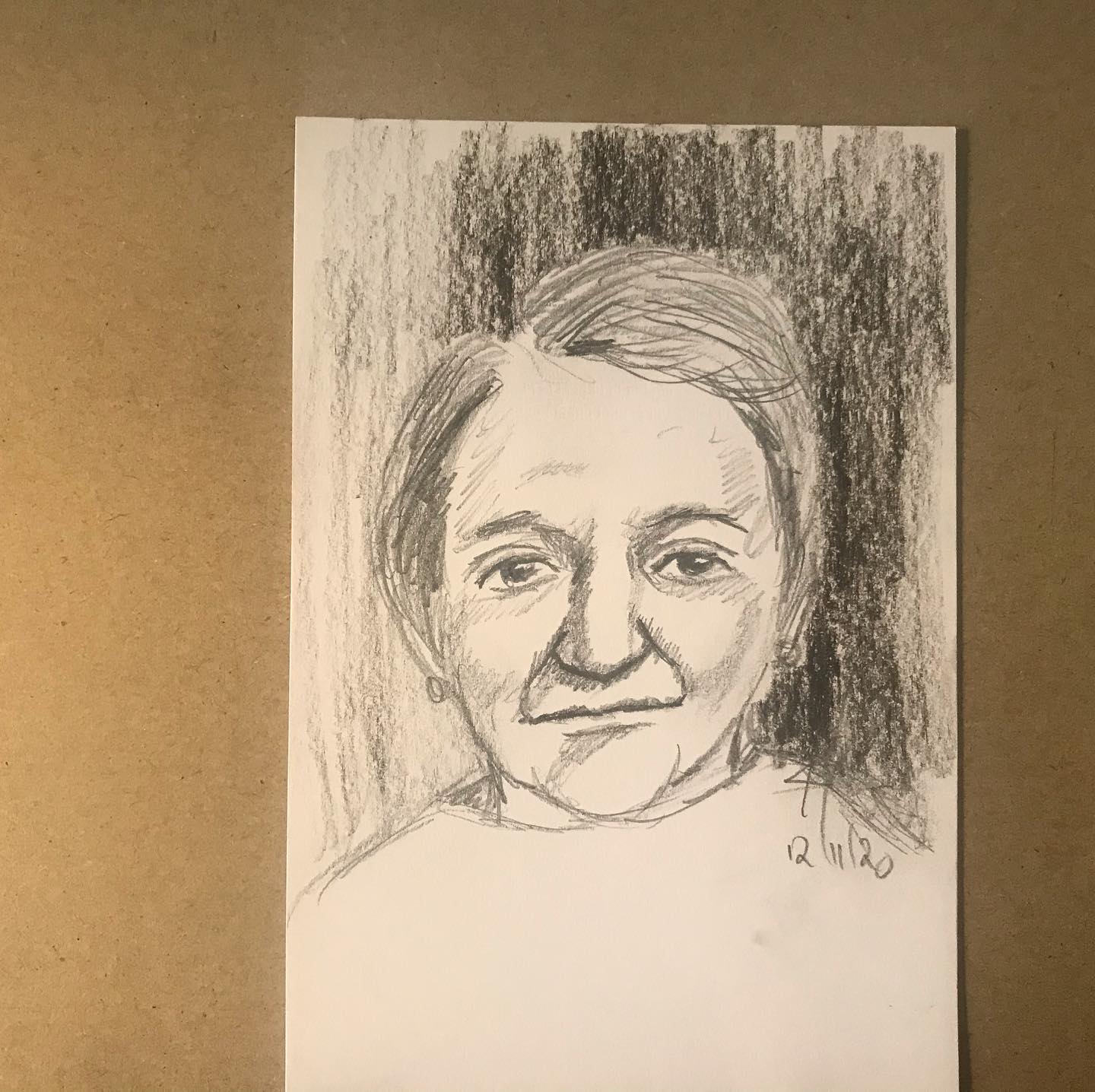 Spirit Visitor Portrait
🌈
#mediumshipclass #mediumship #spirit #spiritdrawing #spiritartists #psychicartists #spiritportraiture #precipitatedart #spiritportrait #spiritualawakening #spiritualists #spiritualistmedium #tranceart #spiritualart #csnumedium #spiritmedium #spiritualist #psychic #psychicmedium #spiritartdemonstration #psychicnewsmagazine #psychicartonline #platformmediumship #spiritart #psychicart #mentalmediumship