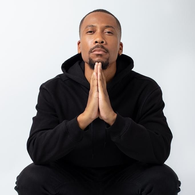 when @renellshaw asked me to help him execute the idea he had for this shoot, he knew exactly how he wanted to come across. he stressed the importance of what these images would convey and had a clear community he wanted to represent in them.
the invisible ones.
the ones who may feel like they are often overlooked but put in the work regardless. the ones who keep going despite feeling like they are always cast to the side.
i was happy to be able to bring his vision to life.
what i didn't see coming was seeing one of these very same images being used for his profile shot after being nominated for an Ivor Novello award for his song "the vision they had".
i cannot express how proud i am to see him be nominated for such a prestigious award, one i know has always been a dream of his. to be able to be a small part in his journey is so humbling.
in my head, you have already won.
photographer: @cocoshawvisuals
location: @renaissance_studios_
update: HE WON !!!! 🎊🎊🎊