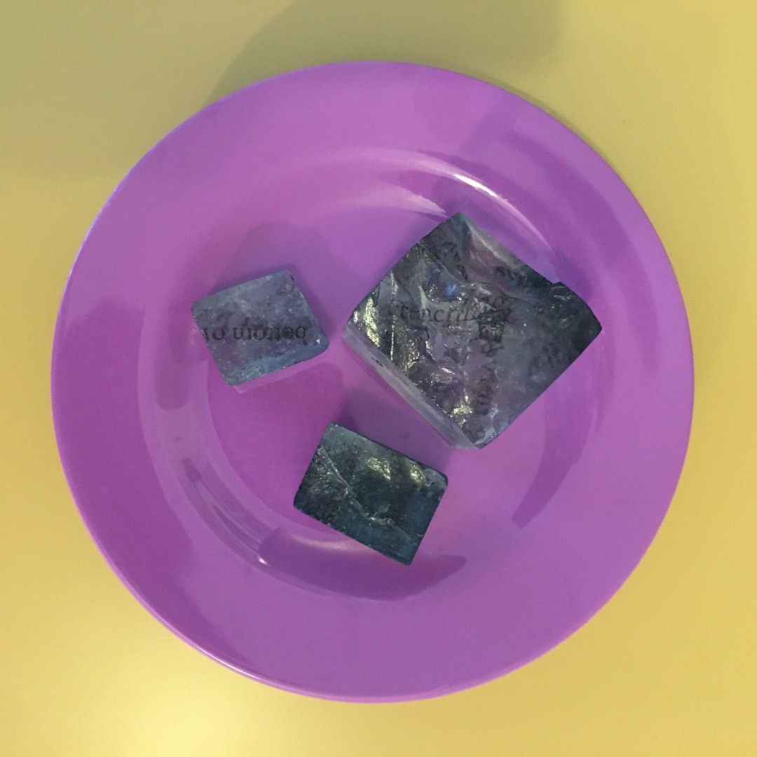 When you look closely you can see text relating to ocean health embedded into the glass waves fusing them so that they fold into the wave but are still readable through the polished sides of the wave. #catchingawave #commocean2020