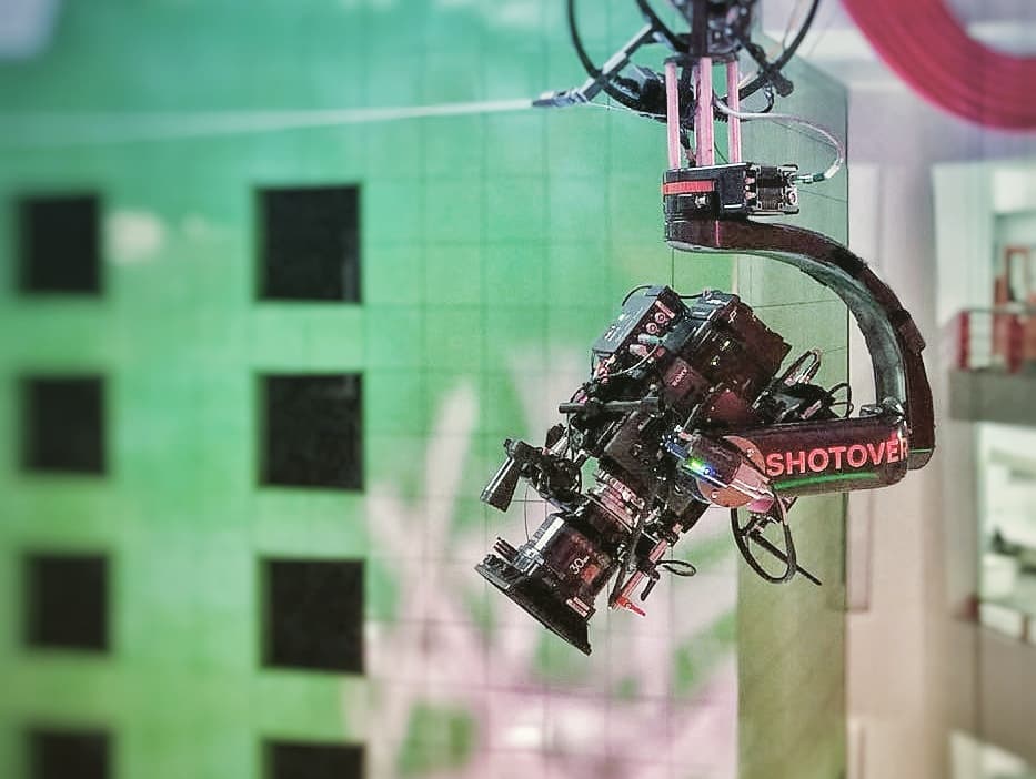 We make amazing TV in #toronto but its nice to work on a big film now and again. It's too much fun creating shots with the @sec.swiss #eagleeye and @shotoversystems #g1
#broadcast #torontolife #gripology #griprigs #gripstuff #cameragear #cameraman #cablecam #setlife #behindthescenes
