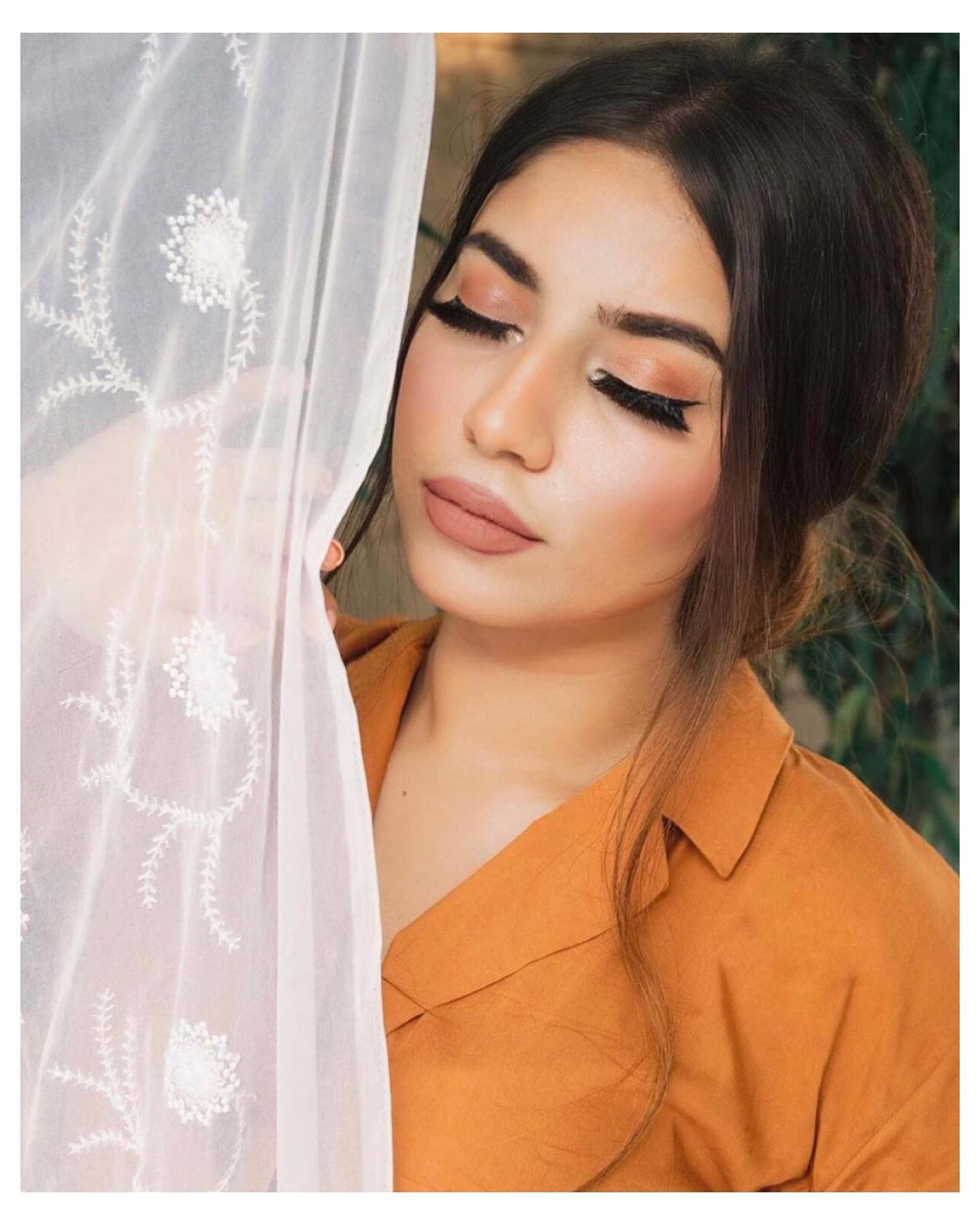 Absolutely Beautiful @litshitbynayy wearing our Long Lasting Matte Liquid Lipstick 🧡 🤍 🧡
.
.
#cherjoklecosmetics #freshmakeup
#lipstickaddict #lipstickmurah #lips #makeupaddict #lipstickmatte #instamakeup #makeuplover #makeupjunkie #beautyblogger #makeupartist #cosmetic #lipsticklove #mua #lipstickjunkieforever #lipstickcollection #liquidlipstick #lipsticklovers #mattelipstick #lipstickaddiction #lipsticker #beautifulmakeup #cherjokle #cherjokleluxuriouslips #labeautéàsonmeilleur #vivreàsonmeilleur #lipstick #beautifulmakeuplooks #cosmeticos