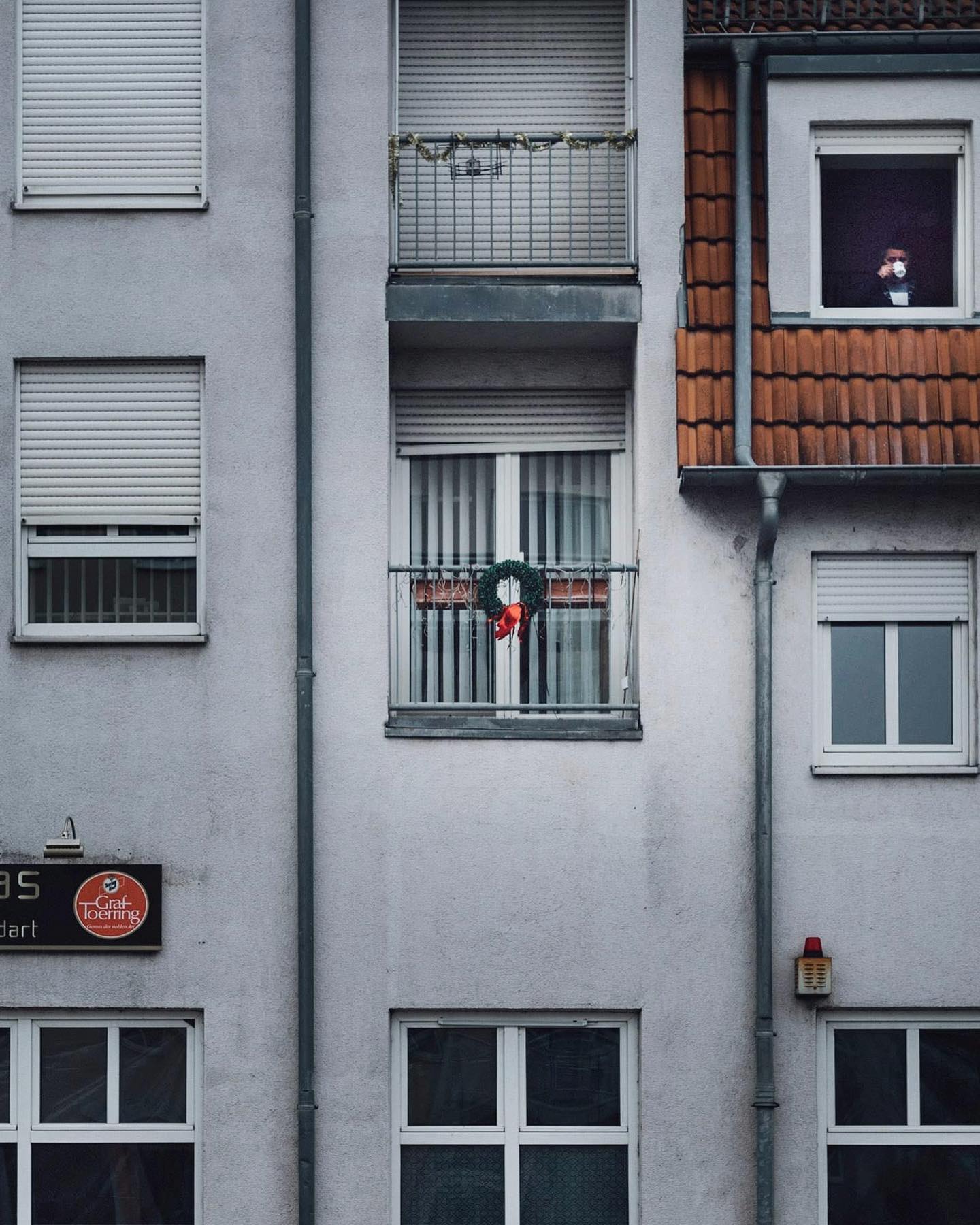 Ich wünsche Euch allen ein schönes Fest.
Passend zum Jahr gibts hässliche Post🖤
.
.
.
#frohesfest
#aufeinneues
#dankefüralles
#schönkannjeder
#dankefür