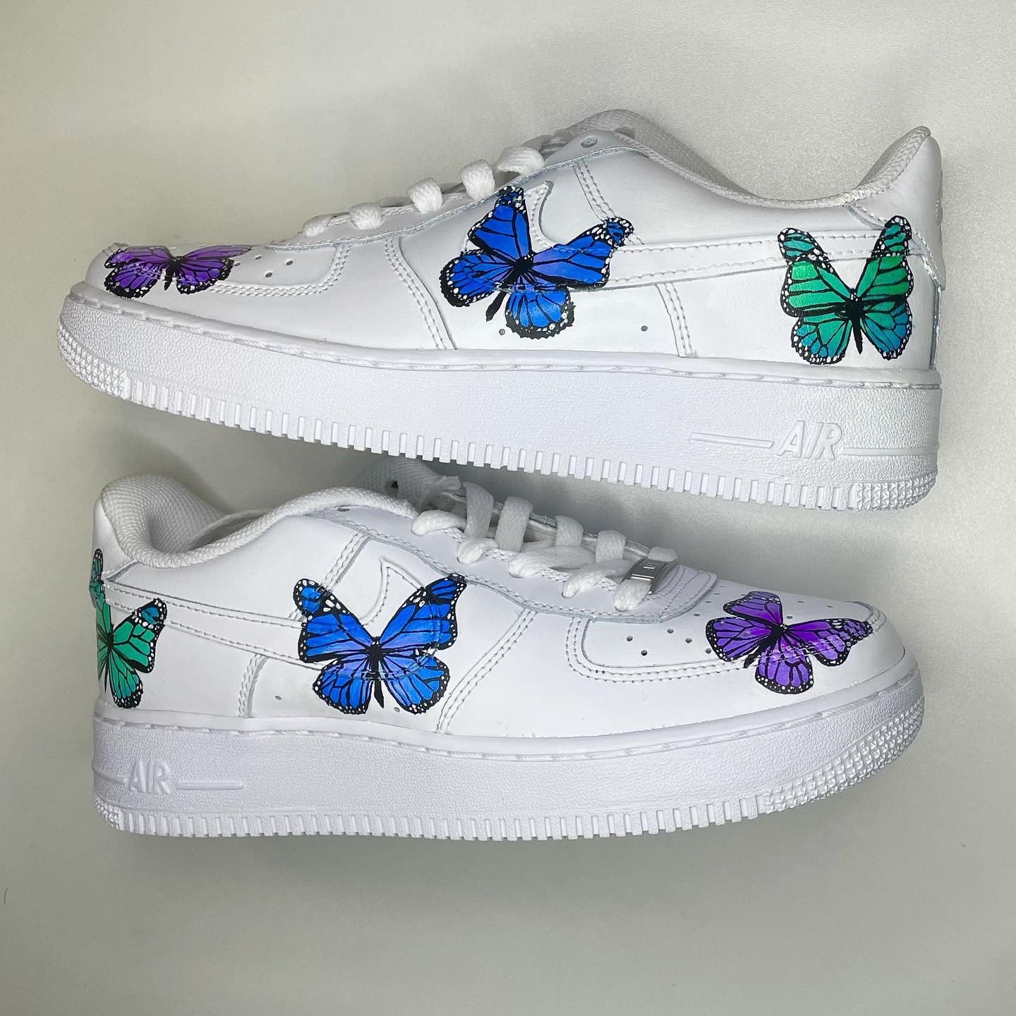 💜🦋
-
-
#giftideas #christmasgifts #art #create #explorepage #customshoes #nike #artistsoninstagram #artoftheday #createexplore
#artofinstagram