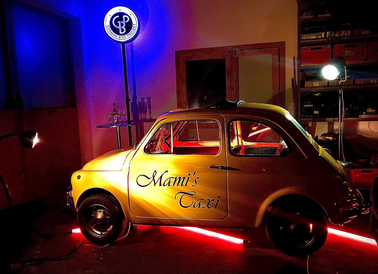 #Restauration Ende und Übergabe an den Kunden #fiat500 #fiat #fiatbambino #oldtimer #auto #yellow #germanbikeprojekt by #robby