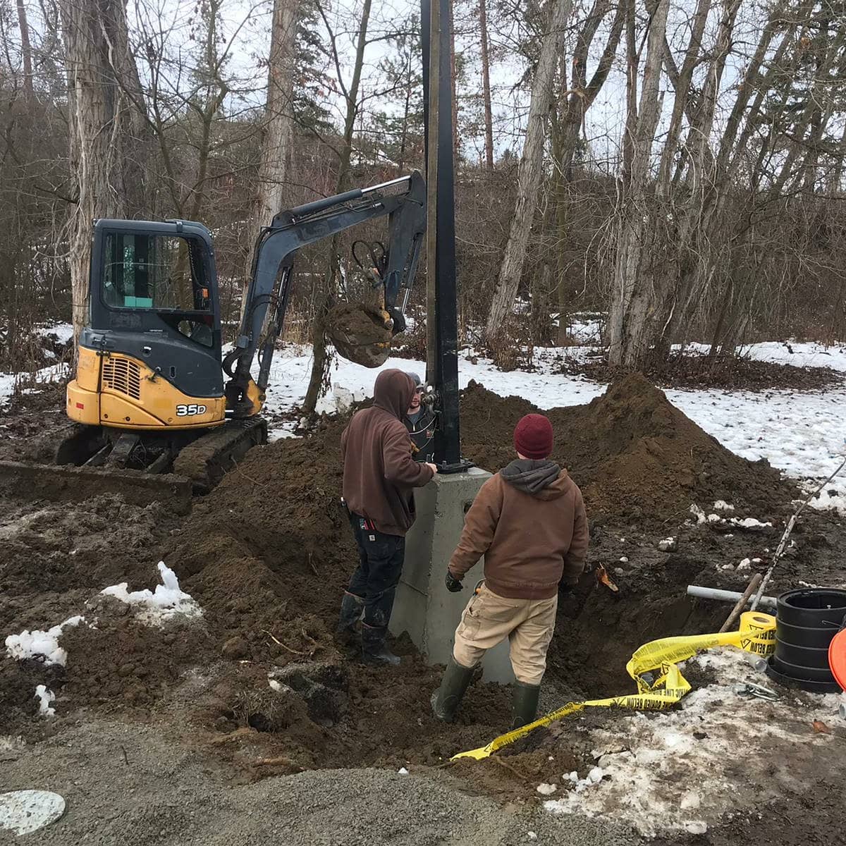 The crew hard at work putting up/fixing some street lights in Winfield and Vernon!
Did you know? We do our own dirtwork!
#vernon #electricalcontractor #electricians #johndeere #lights #okanagan