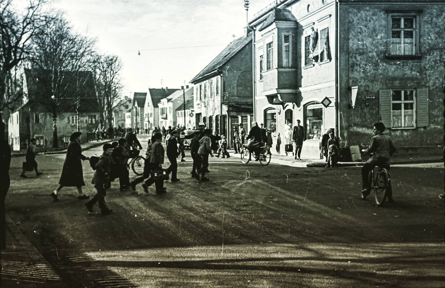 Radlstau Scheyerer Kreuzung.
Früher war manches besser ;-)