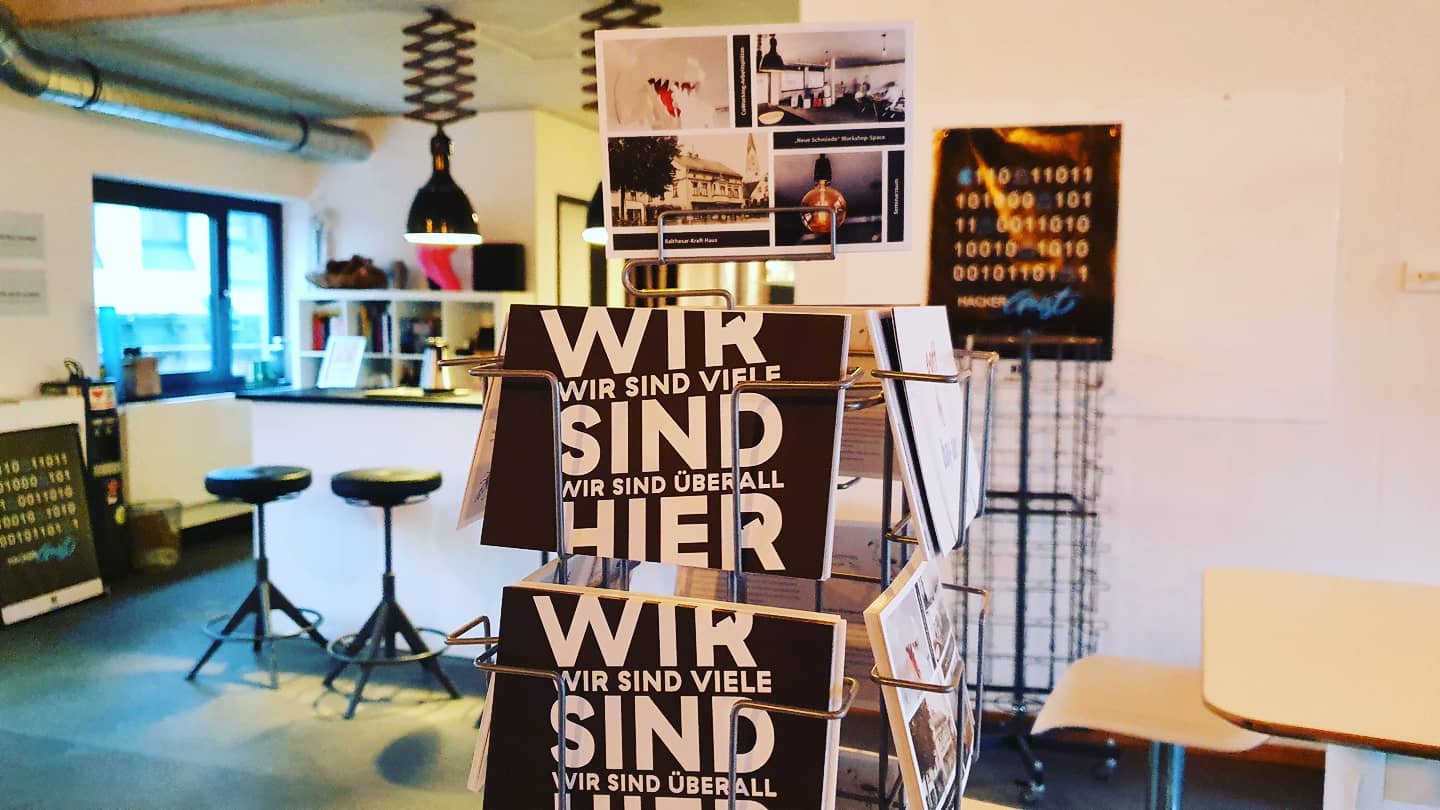 Wir sind hier!
Lufthansa hat man gefördert. Die Kunst- und Kreativwirtschaft hat man vergessen!
#wirsindvielewirsindüberallwirsindhier #pfaffenhofen #echtland #ingolstadt #ohneunswirdsstill #kunst #kultur #kreativwirtschaft #bayern #covid #musikwirtschaft #designwirtschaft #darstellendekunst #pressemarkt #buchmarkt #filmwirtschaft #soloselbstständige #freelancer #architekturmarkt #werbemarkt #gameindustrie #art #artist #germany #bavaria #photography #love #ifg #neuesicht
@ifg_ingolstadt @blvkk.de @ingolstadt_in @neue_sicht