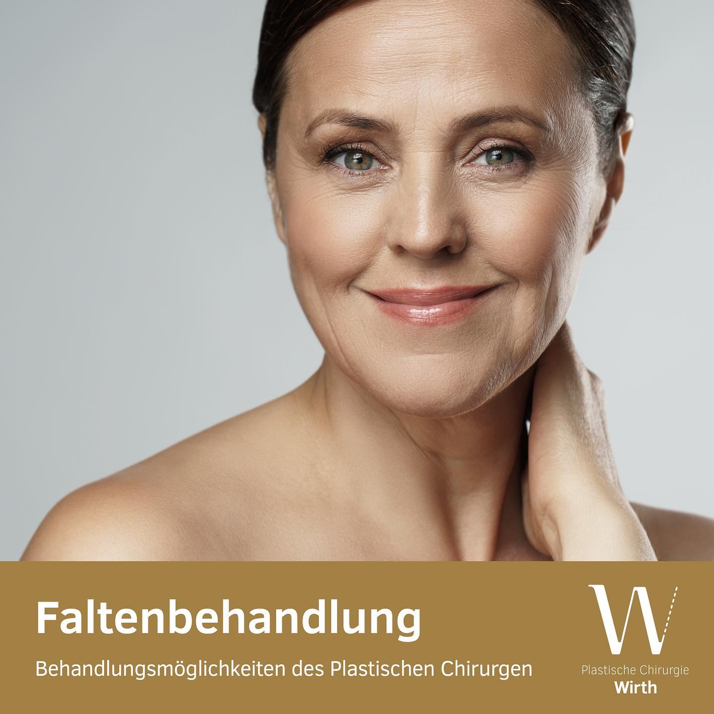 Faltenbehandlung
Jedes Gesicht ist einzigartig und daran sollte auch gar nichts verändert werden. Wenn Sie sich jedoch in Ihrer Haut nicht mehr wohlfühlen, kann durch einen relativ kleinen Eingriff eine Korrektur vorgenommen werden, ohne dass sich dabei Ihre Persönlichkeit verändert. Auch der natürliche Alterungsprozess im Gesicht führt zu Veränderungen, die Ihr Aussehen deutlich prägen. Durch den Verlust an Elastizität kommt es mit zunehmendem Alter zu einer vermehrten Faltenbildung. Auf medikamentöse Art lassen sich Gesichtsfalten äusserst effektiv behandeln. Sei dies mittels sogenannten «Fillern» (z.B. Hyaluronsäure), durch welche die Falten aufgepolstert werden, oder durch eine Schwächung der für die Faltenbildung verantwortlichen mimischen Muskulatur mit Botulinumtoxin, um so eine Faltenglättung zu bewirken. Folgende Behandlungsmöglichkeiten stehen zur Verfügung:
• Botulinumtoxin A
• Hyaluronsäure
• Ellansé/Radiesse
• Vampire Lifting/PRP
• Mesotherapie
• Eigenfettunterspritzung
***
Traitement des rides
Chaque visage est unique et rien ne devrait y être changé. Si toutefois vous ne vous sentez plus à l’aise dans votre peau, une petite intervention permet de corriger la zone ciblée sans pour autant modifier votre personnalité. De même, le processus naturel de vieillissement du visage est susceptible de provoquer des modifications plus ou moins prononcées, ayant des effets mitigés sur votre apparence. L’âge avançant, la perte d’élasticité conduit à une formation progressive des rides. Les rides du visage peuvent être traitées médicalment à travers des techniques de lissage très efficaces : les «fillers» (p. ex. l’acide hyaluronique) pour combler les rides ou la toxine botulique qui a pour effet d’affaiblir les muscles responsables de la mimique faciale, et donc, de la formation des rides d’expression. Les options de traitement suivantes sont offertes:
• Toxine Botulique A
• Acide hyaluronique
• Ellansé/Radiesse
• Vampire Lifting/PRP
• Mésotherapie
• Réinjection de graisse autologue
#praxiswirth #drmedraphaelwirth #plastischechirurgie