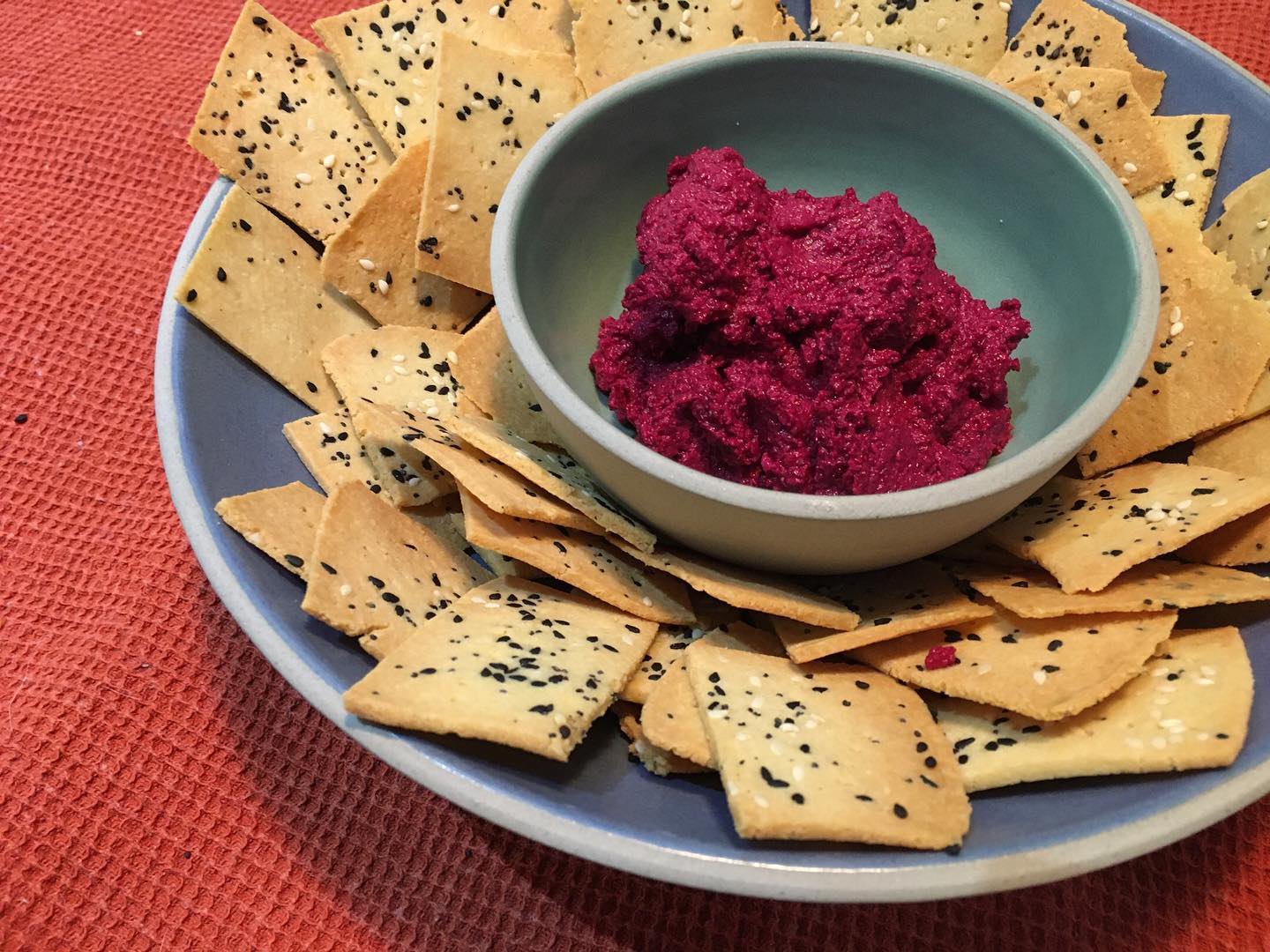 Two bowls from two different tower sizes works a treat when serving this Sweet Potato and Beetroot Hummus with Cheesy Paleo Crackers. Cheesy? I know...how is that possible? Almond flour and an egg...who would have thought? Anyway... the recipe for both of these healthy treats will be included in my March newsletter. Subscribe now to be included and get a hold of these recipes along with a discount code for your first online order.#discountcode #newonlineshop #wheelthrown #pottery #architecture #watertower #contemporaryceramics #modernism #brutalistarchitecture #towers #foodie #foodstyling #tableware #snacks #contemporaryart #designermakeruk
#handmade #kitchenstyling #brutalceramics #handmadeinwales #ipreview via @preview.app