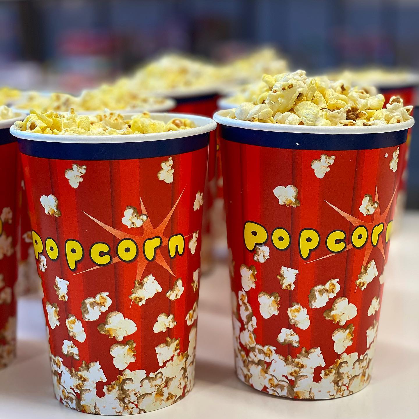Klare for helg 🍿🕺🏼
#godhelg #tgif #popcorn #popcornbeger #snacks #weekend #popcorncompagniet
