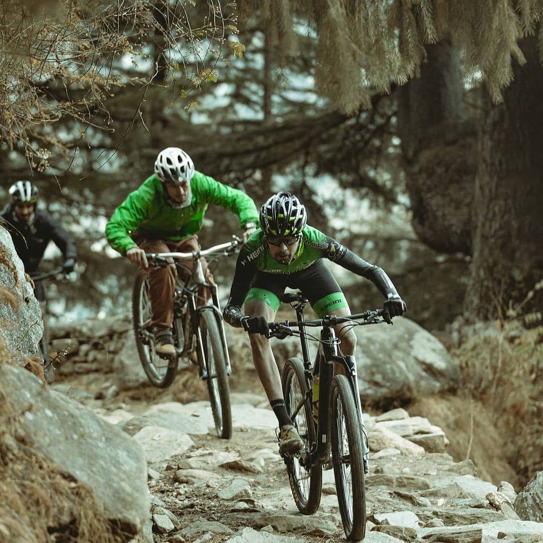 Co-Founder Naveen Barongpa following XC National Mountain Bike Champ @shiven_aerohawk in of the many epic trails found in Manali "The Mountain Biking Capital of India".
Come and enjoy magical singletracks in this mountain bikers pilgrimage nestled in the Himalayas. - www.himalayanmtb.in
Photo by @man_made_machines
#HimalayanMTB #MountainBike #adventuretravel #mountainbikeaction #mtblifestyle #mountainbikinginindia #Manali #HimachalPradesh #himalayas #singletracks #himalayanmtbadventures #mountainbikelife #mountainbike #mountainsarecalling #mtbtrail #Trails #freeridermtbmag #singletrackmag #vitalmtb #explore #India #HimachalTourism