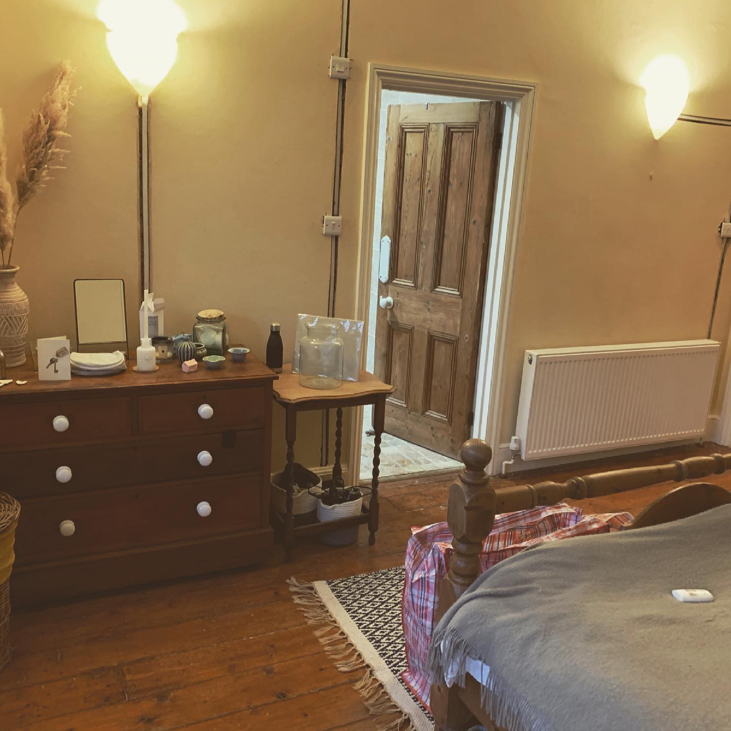 Some pictures from a recent rewire that was completed a few weeks ago. Carried out an EICR on the property, and it was found to have many unsatisfactory issues. Rather than patch the installation up, the client opted to rewire.
.
.
.
.
.
.
.
.
.
.
.
#TT #Electrical #TTElectrical #Electrician #London #Local #Friendly #Design #rewire #hager #flat #livedin