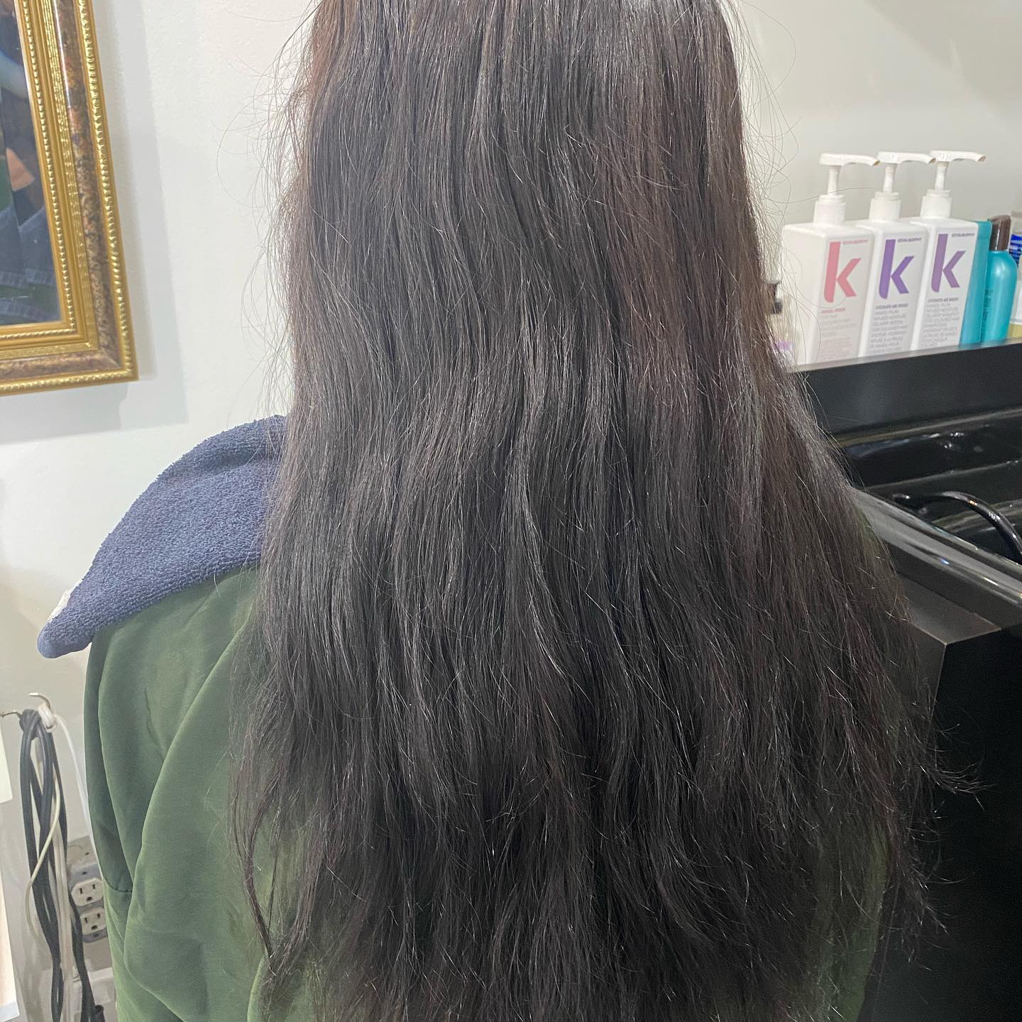 Seamlessly blended hair extensions. Silky, soft! #tapeinextensions, #tapeextensions, #hairextentions, #hairextensionsnyc, #hairextensionist, #hairextensionsalon, #hairextensionspecialists, #hairextensionsspecialist