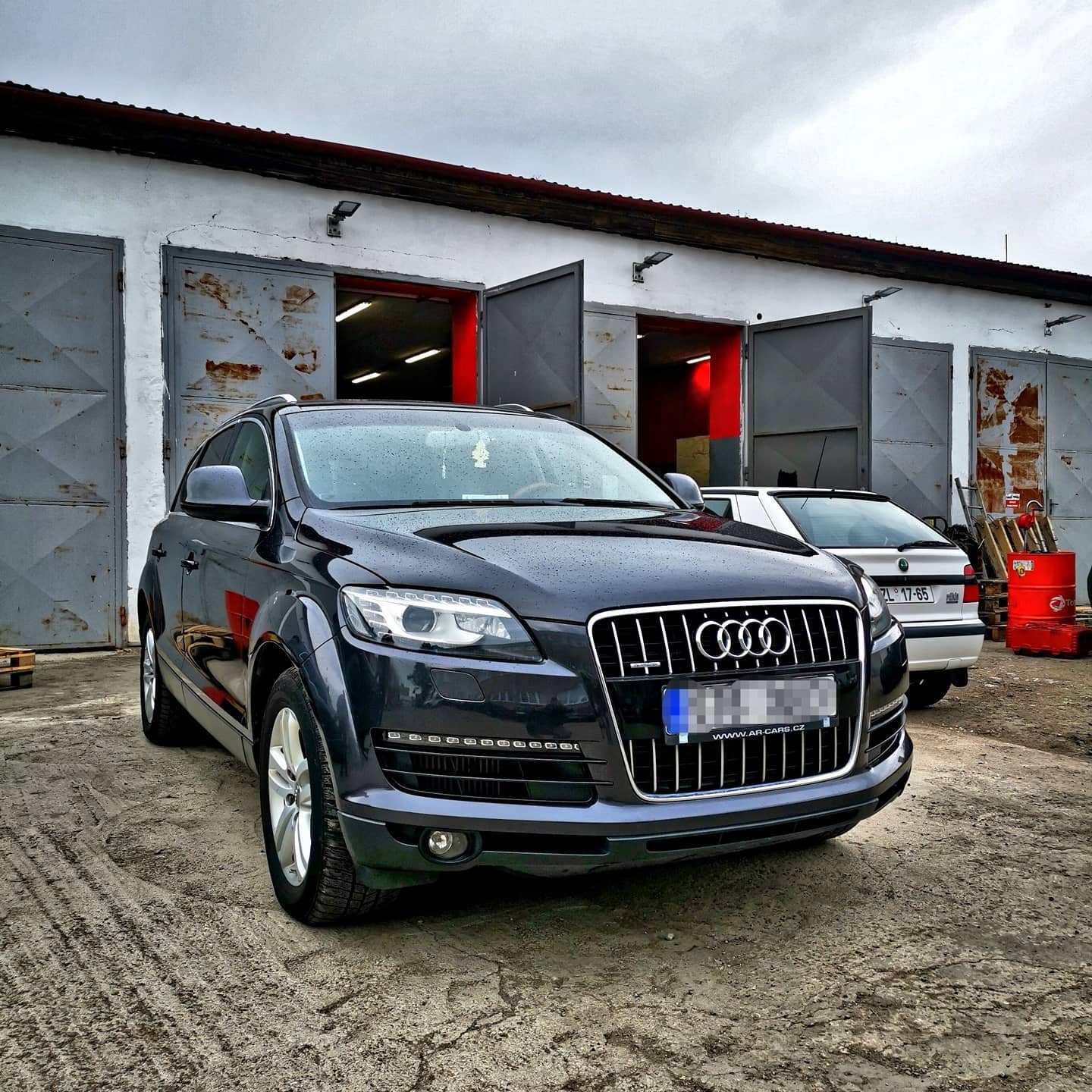 Audi Q7 3.0tdi
.
Výměna rozvodů
.
Rozvod palivového čerpadla
.
Přední kladky s napínákem
.
Přetěsnení podfouklých vstřikovačů + frézování dosedacích ploch
.
Komplet přední a zadní brzdy
.
Repas turbodmychadla
.
Přetěsnení ventilových vík
.
Řemenice klikové hřídele
.
Geometrie
.
Olej + filtry
#audi #audiq7 #quattro #diesel #tdi #turbo #timming #v6 #audilove #audifans #audicz #audiczech #brno #brnoslatina #czechrepublic #liquimoly #oil #instagram #instagood #instaphoto #corona #czech #czechboy #tattoboy #job @mara_rrs