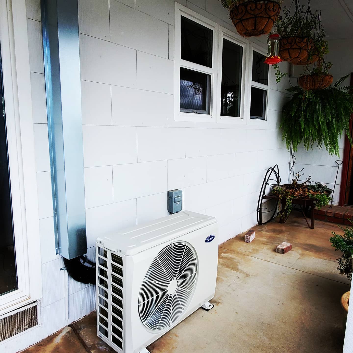 Carrier ductless units, are very efficient and effective. This customer had a brand new Daikin unit that failed With in 2 months, and the manufacturer would not stand behind the customer to make it right. Ended up replacing with this new carrier unit not only is it more efficient, quieter, but has a support team that stands behind their equipment.