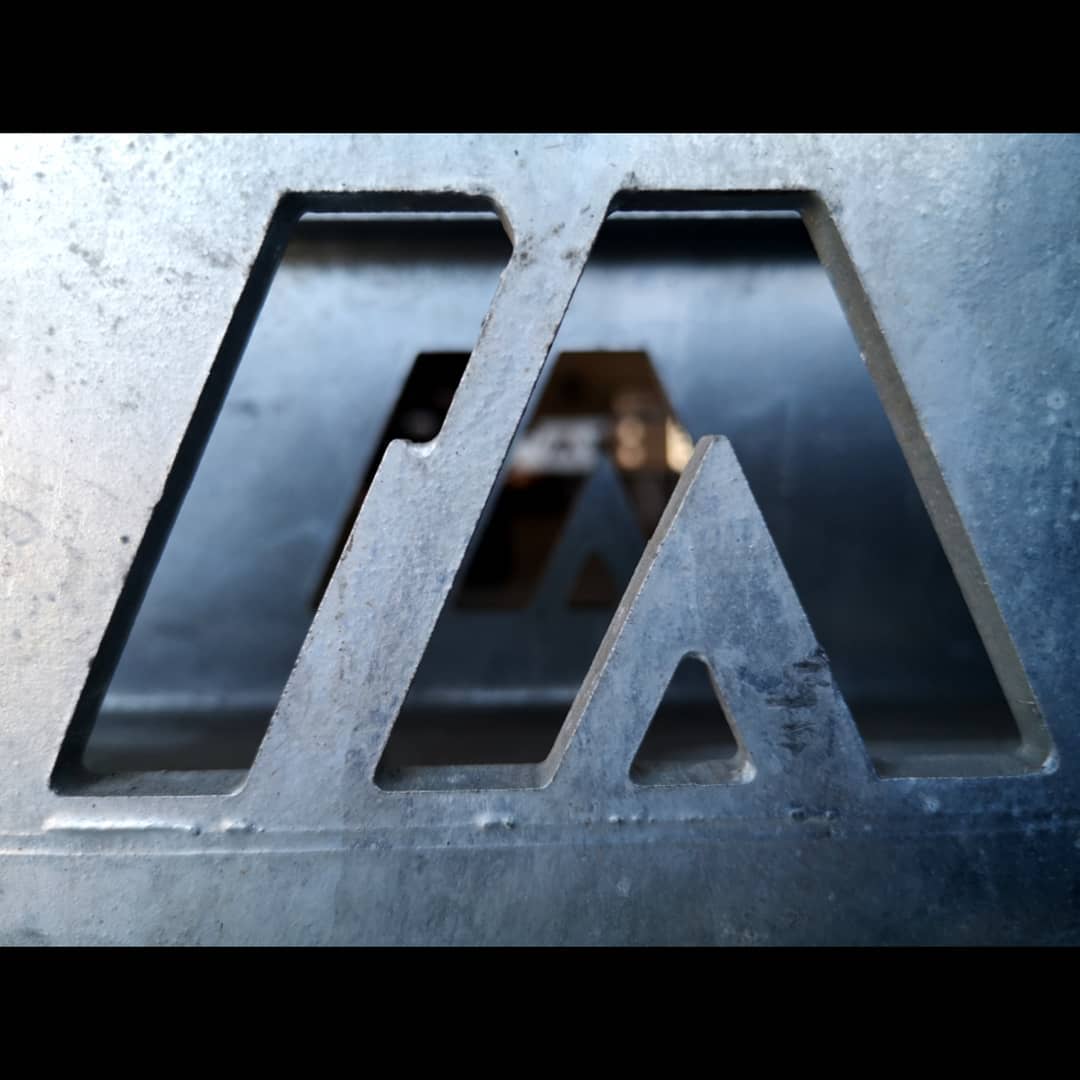 Happy Wednesday to our Metalian family!
-
#metalian #behindyoualltheway #camping #trailers #campertrailer #adventure #maverick #traveler #travels #independent #localislekker #madelocally #southafrica #design #happywednesday