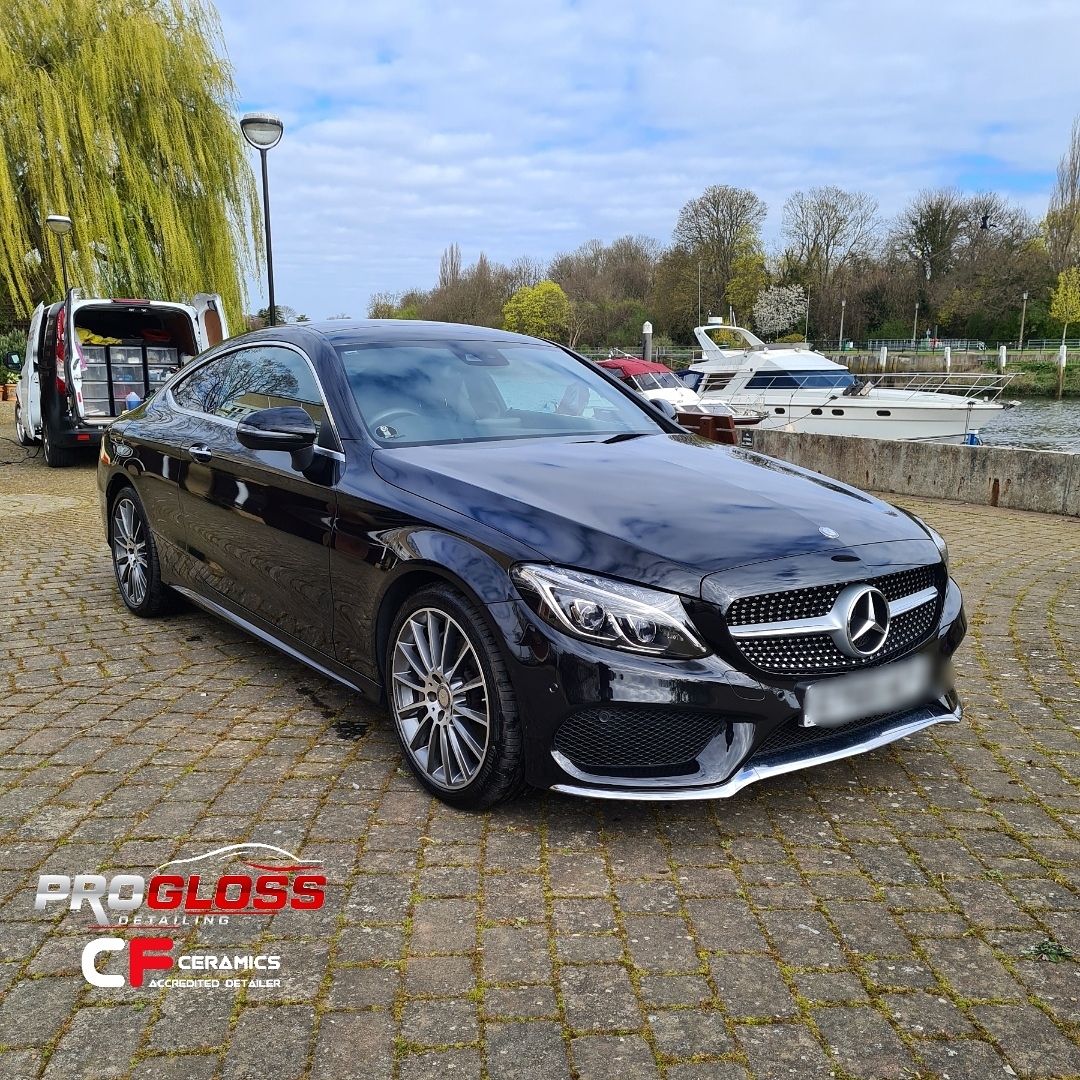 Maintenance valet today on this #mercedes 👌🏻👌🏻👌🏻
#cfcaccredited #coatingfarm
📆 Book today
📞 07511041762
📧 Info@proglossdetailing.co.uk
💻 Www.proglossdetailing.co.uk