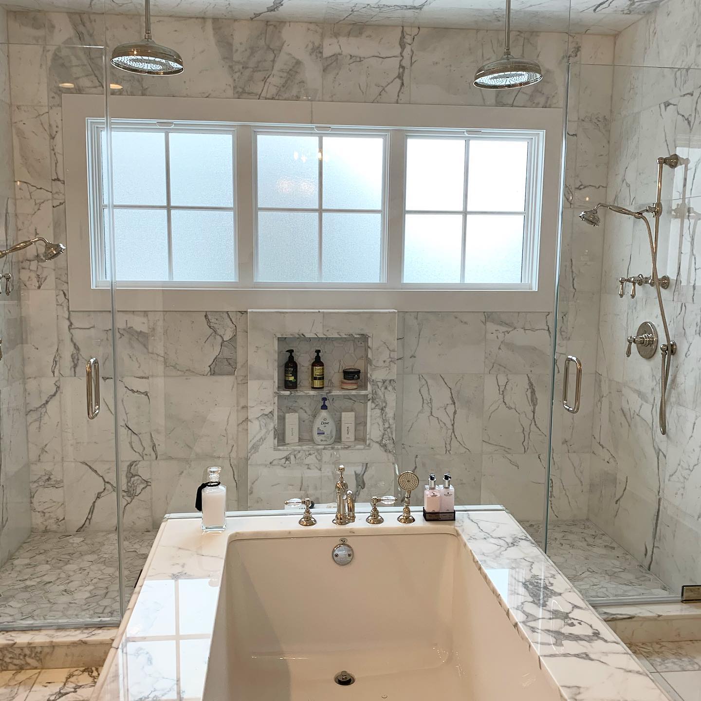 Floor discoloration is an ongoing issue with marble, natural stone, or porcelain showers. 🤔
You must know your showers are not constructed or made water-resistant on all the joints or corners perimeters after the shower enclosure naturally settles, not to confuse with shower waterproofed.
.
.
.
.
.
.
#TERSOMR #Architecture #InteriorDesign #TileInstallers #Marble #Stone #LuxuryBathrooms #Homeowners #Contractor #showers
#LuxuryHomes #Luxurynyc #NYC #Architect #Tile #MarbleNYC