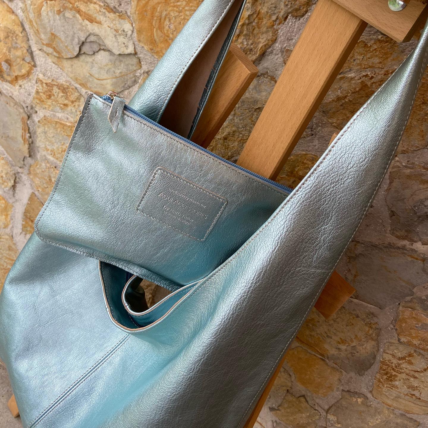 Gyártót keresel? Egyedi megrendelésre készítünk bőrből, műbőrből táskákat, öveket, pénztárcákat, nyakörveket 👜😊❤️
www.uniqueleatherworks.com
#leathergoods #madeinhungary #uniquelaetherworks #bag #handbag #designerbags #hungary #pecs