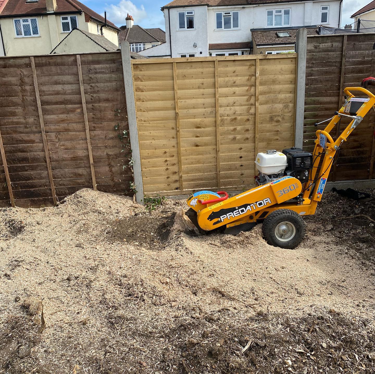 Palmers Tree Care & Management.
A few stumps we had to grind the other day. Our Predator 360 makes for a good day of grinding that’s for sure!
If you’re in need of stump removal please get in touch to organise a free quotation.
#stumpgrinding #arborist