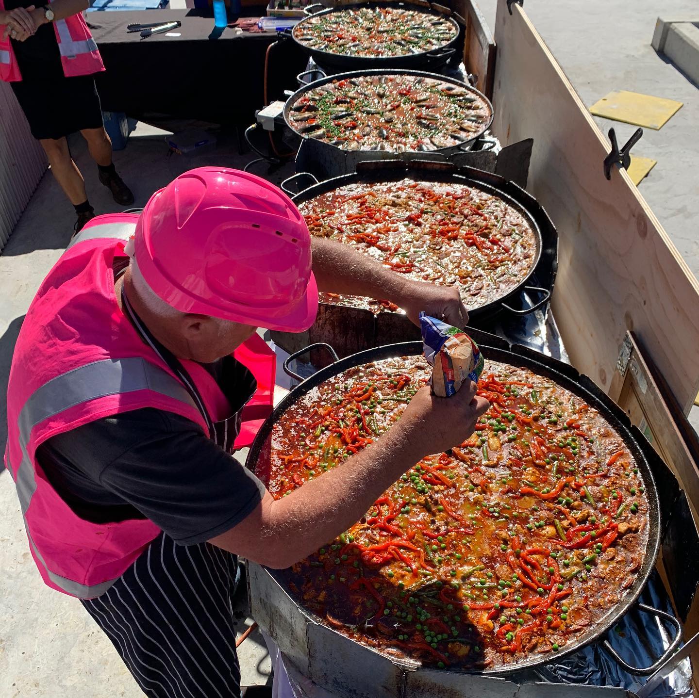 Hola amigos
Fed PAELLA to 200 hungry construction workers on the roof, after the completion of what now is Newcastle’s tallest building!
You may ask how did you get all your gear up there...
Crane 🏗 it of course !
CafeCamino can go anywhere!
No jobs too big for CafeCamino
BOOK NOW for your next event!
#gwhnewcastle #construction #constructionworker #paella #paellalovers #event #foodlover #cateringinnewcastle #streetfood #spanishcuisine #caminoasantiago #followyourpassion #anythingispossible #seafoodpaella #avocabeachnsw #northavocaslsc #avocabeachpicturetheatre