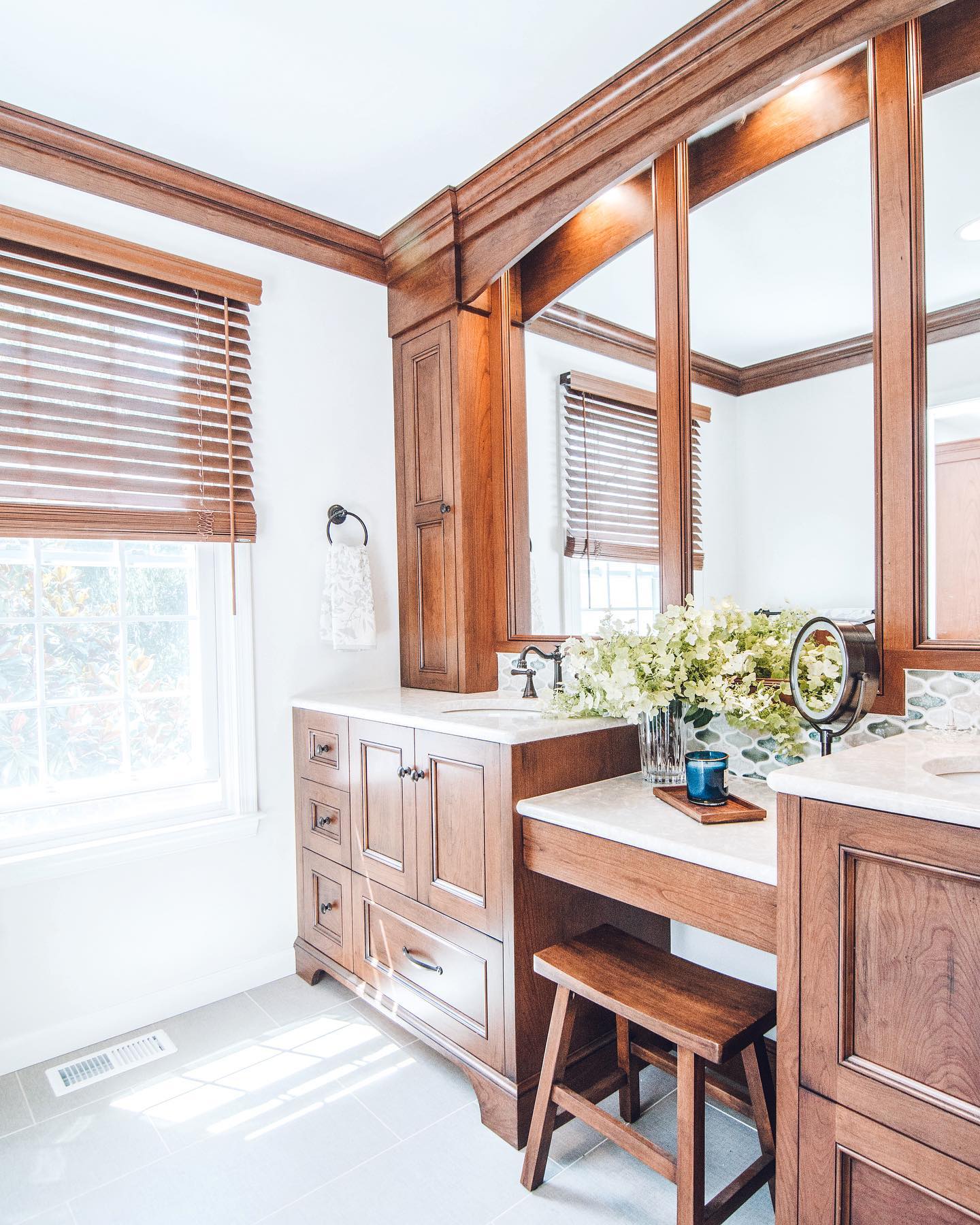 Monday morning details.
.
.
.
.
#thebethanygroup #construction #phillycontractor #homedesign #loveyourhome #home #design #customhome #designdetails #contractor #style #smallbusinesslove #happycustomer #mainlinecontractor #luxuryhomes #sherwinwilliams #benjaminmoore #philadelphia #archdigest #chestercounty #loveyourhome #traditionalhome #phoenixville #sherwinwilliams #benjaminmoore #tilestyle #backsplash #pennsylvaniahomes #phillysubburbs #mainlinehome #suburbia #homestyle