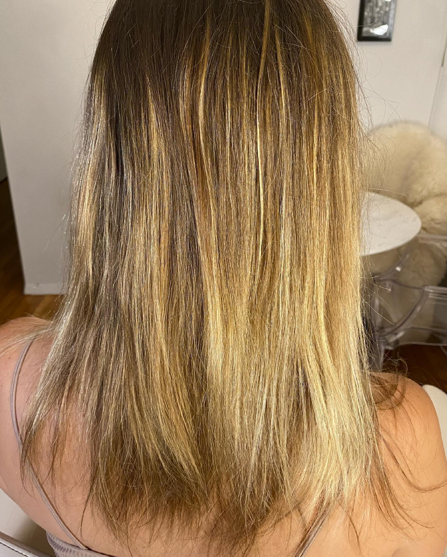 Custom made Halo! Beautiful quality. Super soft & shiny. #halohairextensions, #hairextensionsalon, #hairextensionsnyc, #hairextensionist, #handtiedweft, #newyorkhairextensions
