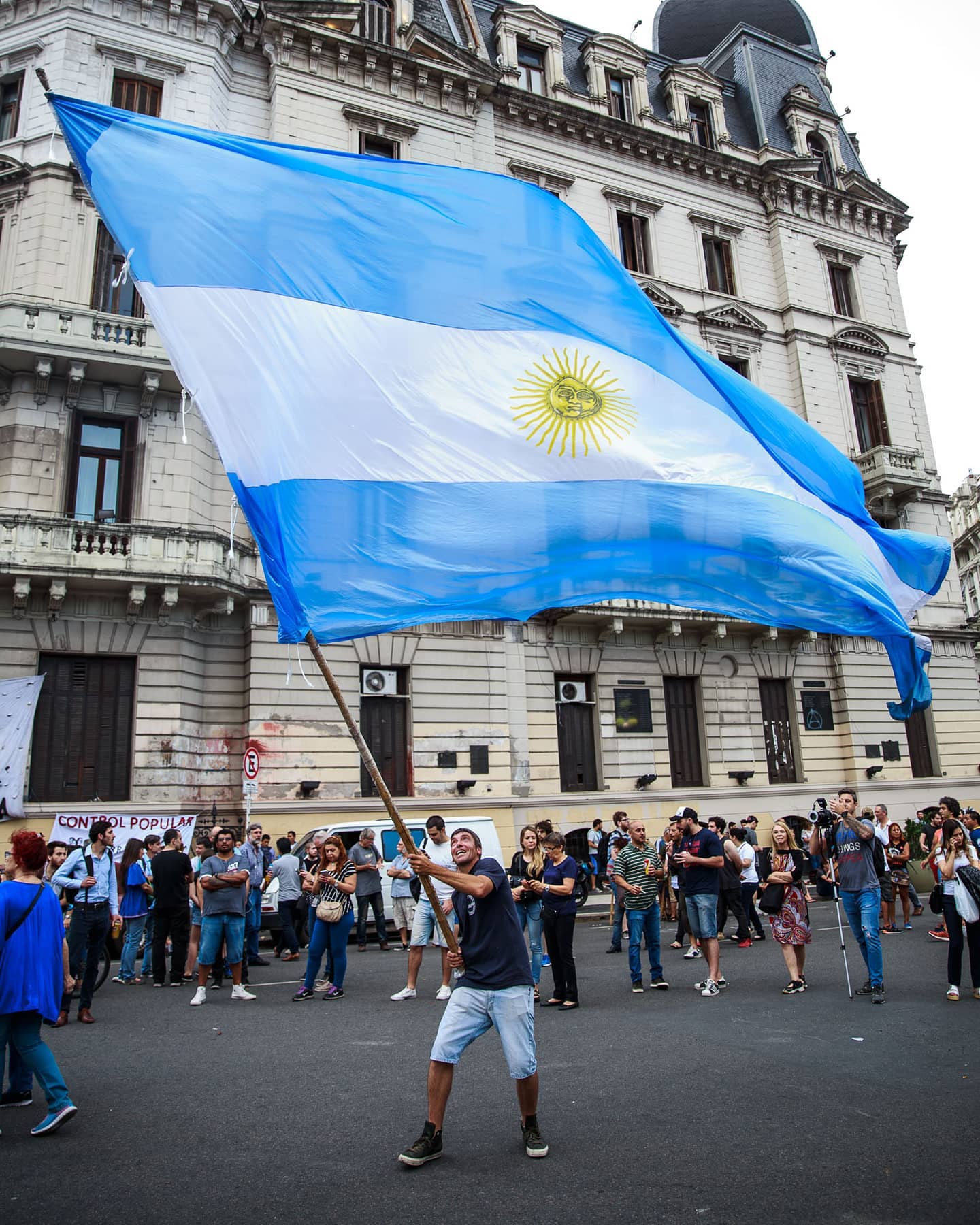 20 de Junio día de la bandera.
.
.
.
.
.
.
.
.
.
.
.
.
#diadelabandera #argentina #bandera #banderaargentina