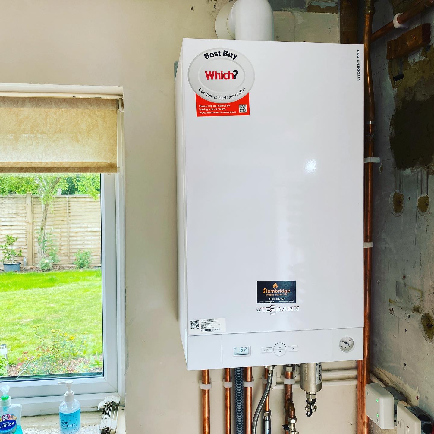 New #Viessmann boiler installed this week, complete with #FernoxOmega magnetic sludge filter and Hive heating controls. Not to mention the 10 year boiler warranty!
👉Follow @stembridgeplumbing 👋
👉Follow @stembridgeplumbing 👋
❤️Double tap❤️
❤️Double tap❤️
____________________________________
👉 Follow @stembridgeplumbing
👉 Follow @stembridgeplumbing
👉 Follow @stembridgeplumbing
____________________________________
👥 Tag a Friend
🛎 Turn on Post Notifications
👨💻 Save to Look at Later
____________________________________
#plumber #heatingengineer #heating #gas #gasengineer #hotwater #radiator #boiler #service #boilerservice #local #angmering #rustington #eastpreston #arundel #chichester #bognorregis #bathroom #bathroominstallation #gasman