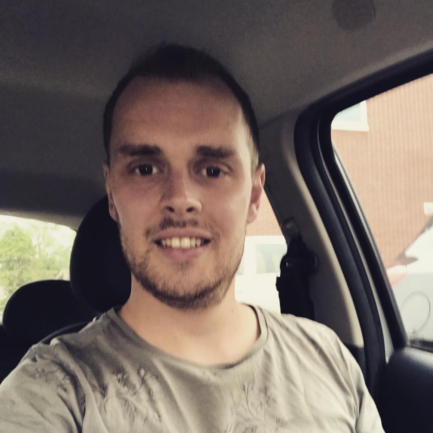 Op weg naar Omroep Spakenburg voor een radio interview #radio #interview #radiointerview #singlepromoten