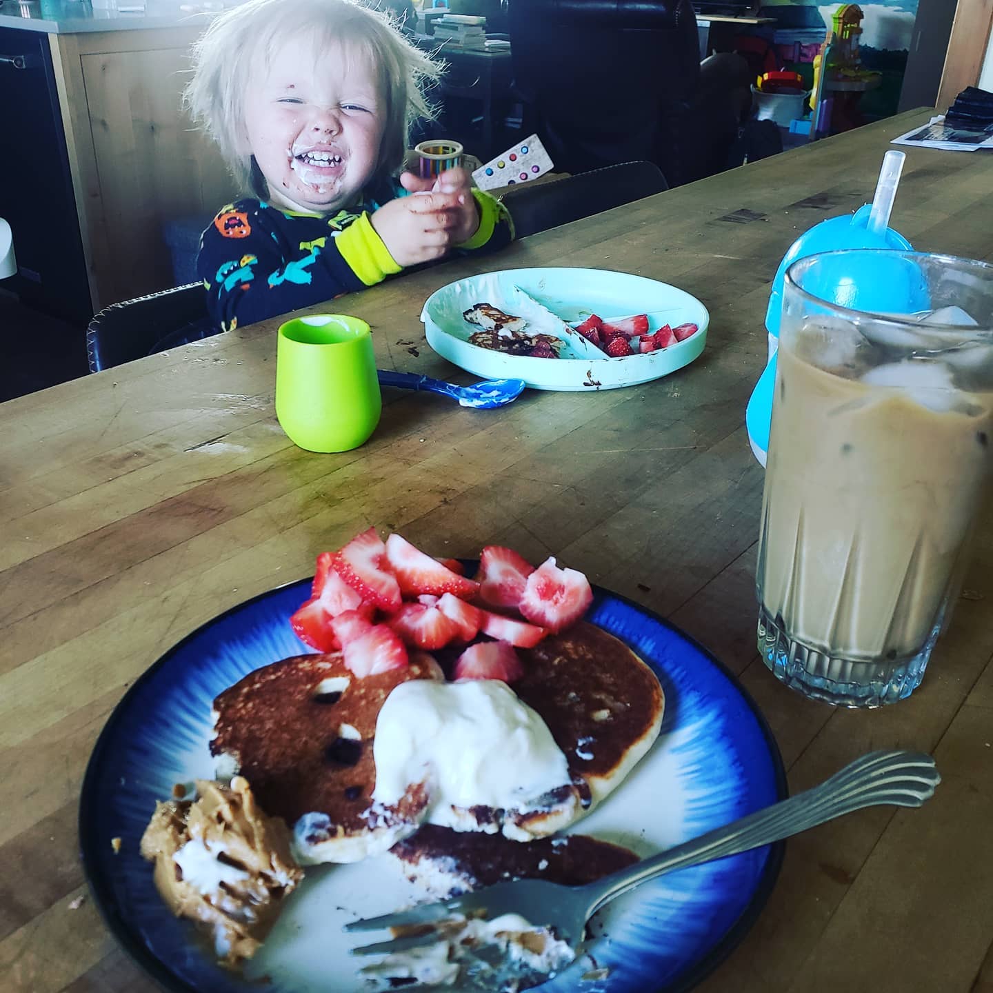 The perfect breakfast companion! I love these relaxing mornings and being able to make pancakes for breakfast with my son.