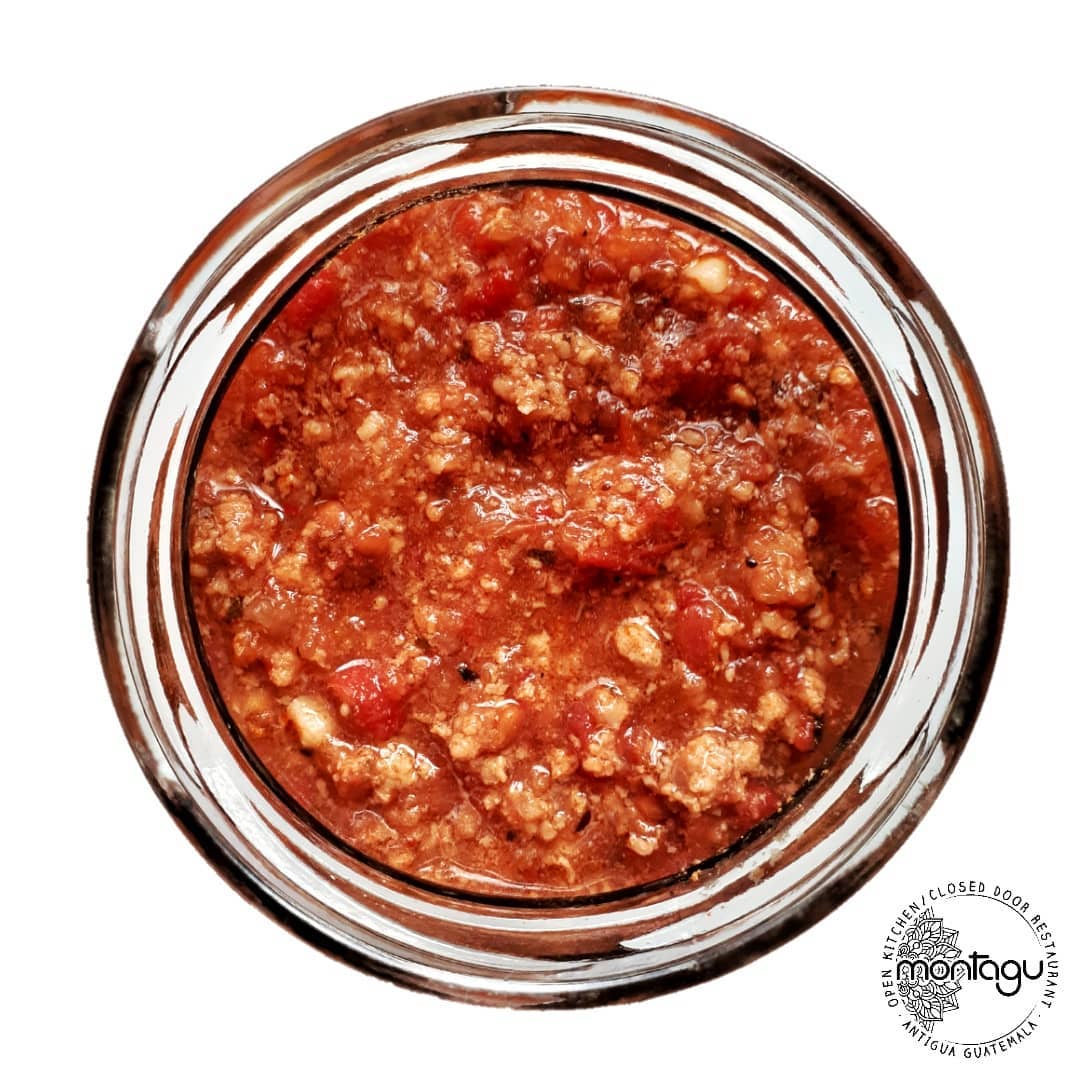 Salsa Boloñesa, partimos de nuestra salsa italiana + carne de res.
-
-
-
#preserves #conservas #encurtidos #jalapeno #pickle #jar #bolognese #guatefood #guatefoodies #guatemala #local #artesanal #caning #honestfood #montagu #antiguaguatemala #soy502 #catalog #delivery #montaguantigua #kitchen #food #veggie #yummy #cookmypassion #online #loveforguate #ordernow