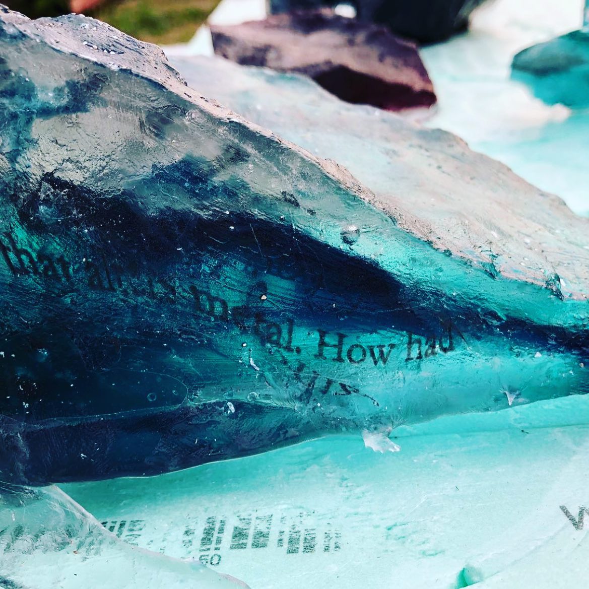 When you fire it up they will come
🌊🌊🌊🌊🌊
Putting mind, soul and determination together and this is what happens ... the waves they are a changing ...
🌊🌊🌊🌊🌊
Great to see - be it an ocean apart - how @lisabethpress & @kristinthielking are making waves and more
🌊🌊🌊🌊🌊
#NotJustAPrettyWave #catchingawave #artsea #glassart #marinescience #coastalsustainability