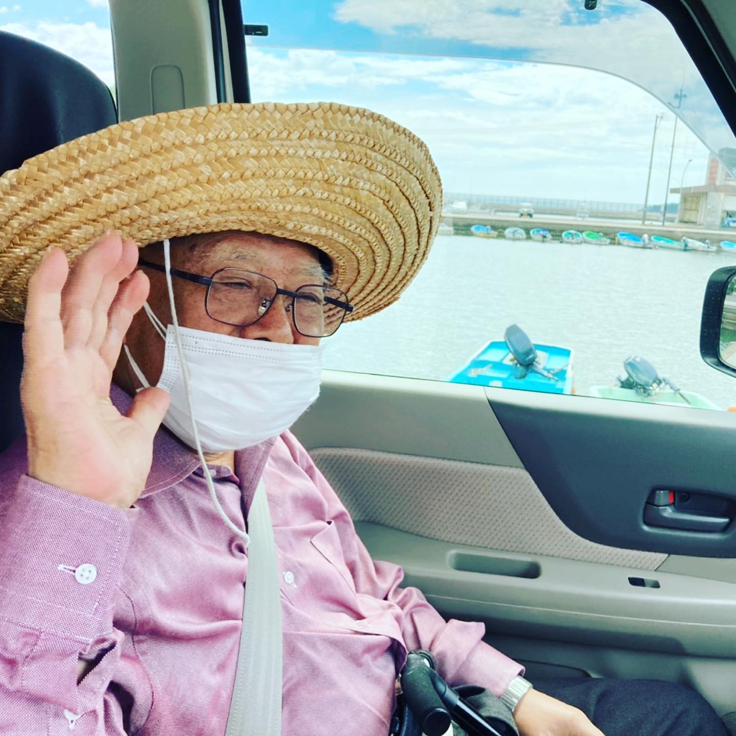 今週は海へと外出レク🌊
みなさん久しぶりの外出にウキウキでしたー☺️
#糸島市#デイサービス#地域密着型サービス #地域密着型通所介護 #地域密着型デイサービス #外出レク #海#糸島介護#通所介護事業所