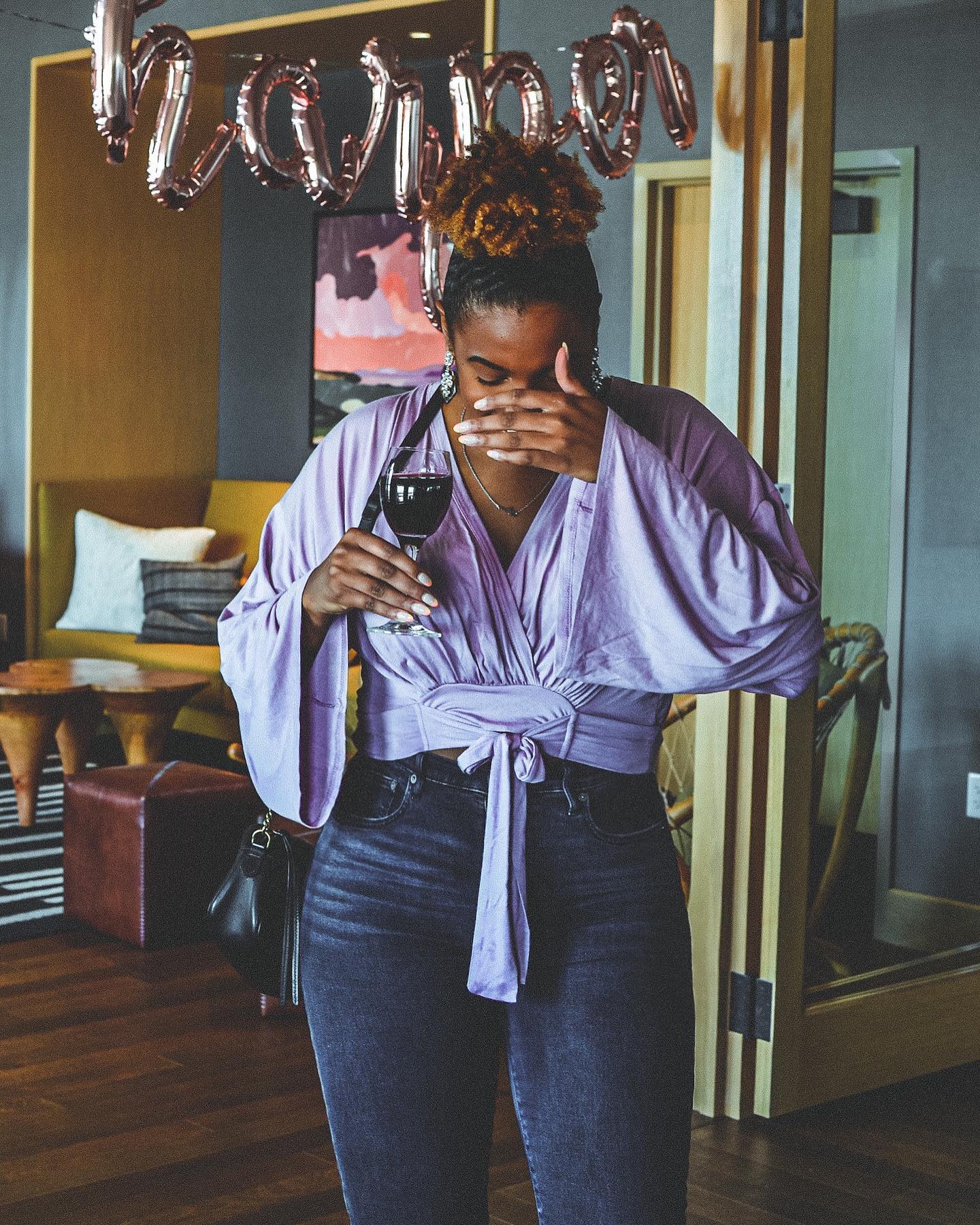 CLOSED - CONGRATULATIONS @peytonlamb_ 🍷🛁 FORT WORTH STAYCATION GIVEAWAY - 2 NIGHT STAY AT KIMPTON HARPER🍷🛁
We had a girls staycation recently and it was so much fun! @mvrubi @Kamryn.Law and I loved it so much we teamed up for a giveaway.
HERE IS WHAT ONE OF YOU WILL WIN
✨ Two-night stay at Kimpton Harper, plus access to their stunning bar and restaurant.
————————
TO ENTER TO WIN THIS EXPERIENCE
1. Like this post
2. Follow us @WhatTaylorLikes, @mvrubi, and @Kamryn.Law
3. Follow the hotel @TheHarperFortWorth
4. Tag a buddy, each buddy you tag is an entry
5. BONUS - Share this post in your stories for 10 extra entries. Be sure to tag us so we know you shared.
*We will announce the winner on August 4, 2021, at 11:59 p.m. CT. This getaway must be redeemed by December 31, 2021. Holiday weekend stays excluded. Also, this giveaway is in no way sponsored, endorsed, or administered by, or associated with, Instagram. By entering, participants confirm they are at least 21 years of age