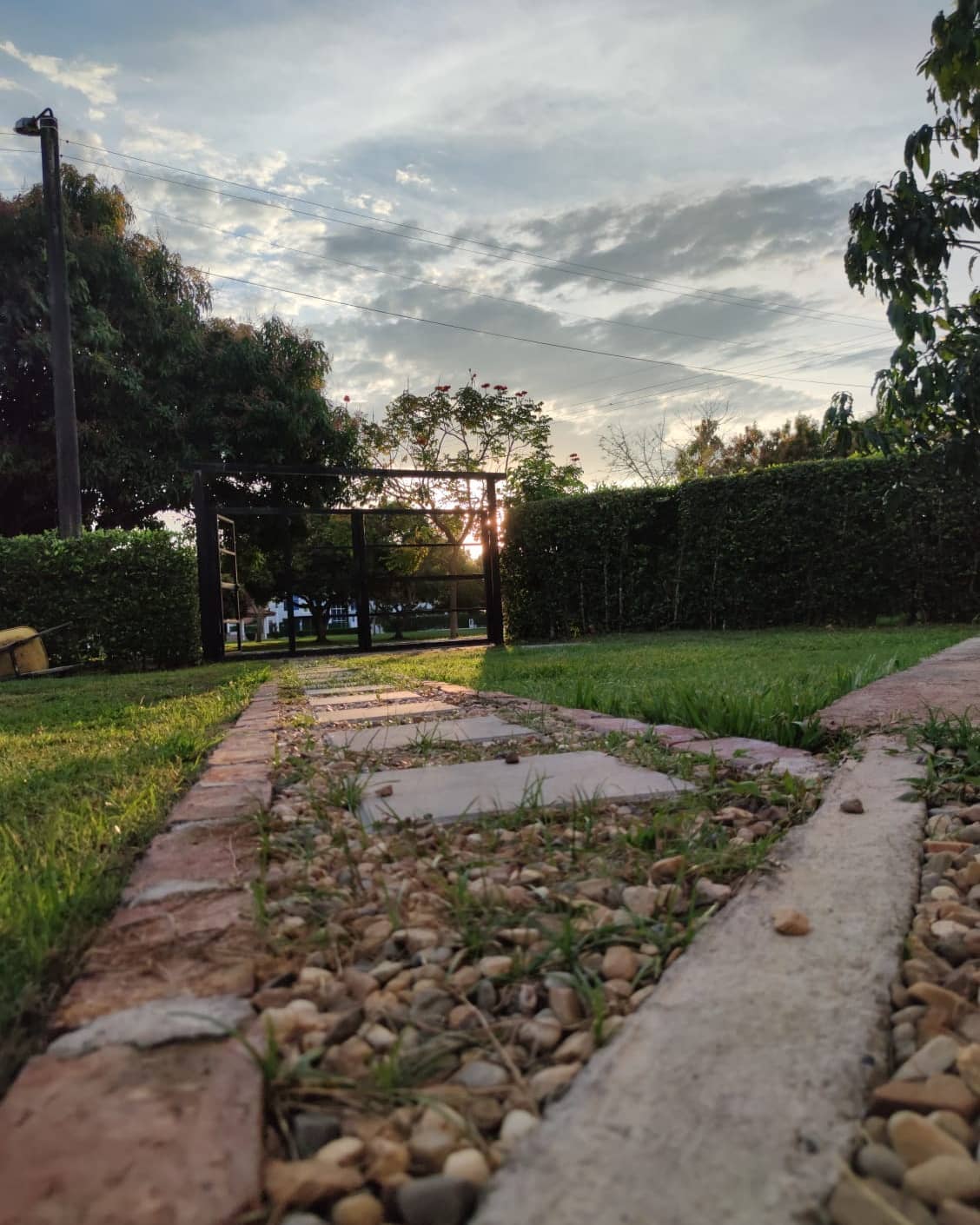 👉Pasa a conocer nuestra casa, estamos manejando excelentes precios.
🔥Casa quinta de lujo con piscina para alquilar en Melgar.
.
👉Visita www.casa.muner.com.co
.
#muner #tolima #casamuner #casaparaalquilar #casaparaalquilarenmelgar #melgar #casasenmelgar #lagomelgar #condominioelruby #elrubycountryclub #elrubyMelgar #vacaciones