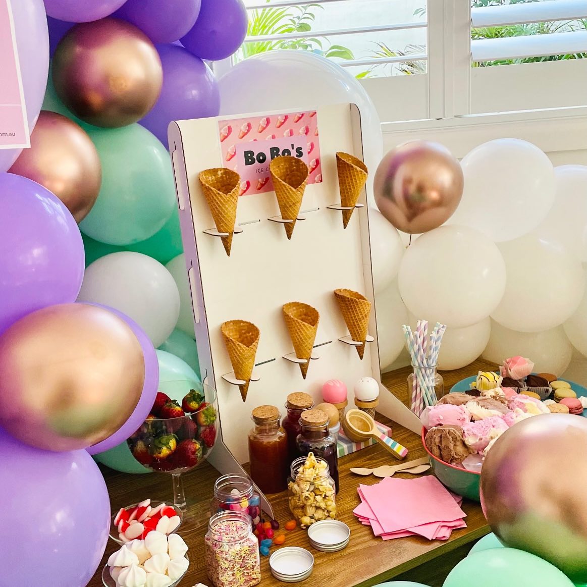 We all scream for ice cream! Iso birthday party featured in @confettifair most recent issue- link to this party and sooo many others on their page
#isoparty #lockdownparty #isobirthdays #colourpop #partyinspiration #partydecorations #birthday #decoration
#balloons #balloongarland #balloondecor
#weddingideas #weddingstyling #weddingdecoration #weddingdesign #engagementparty #bohowedding #weddingvenue #summerwedding
#engagement #engagementstyle #engagementparty #babyshower #babyboy #baby #1stbirthday #specialmoments #weekendfun #party #partyvibes