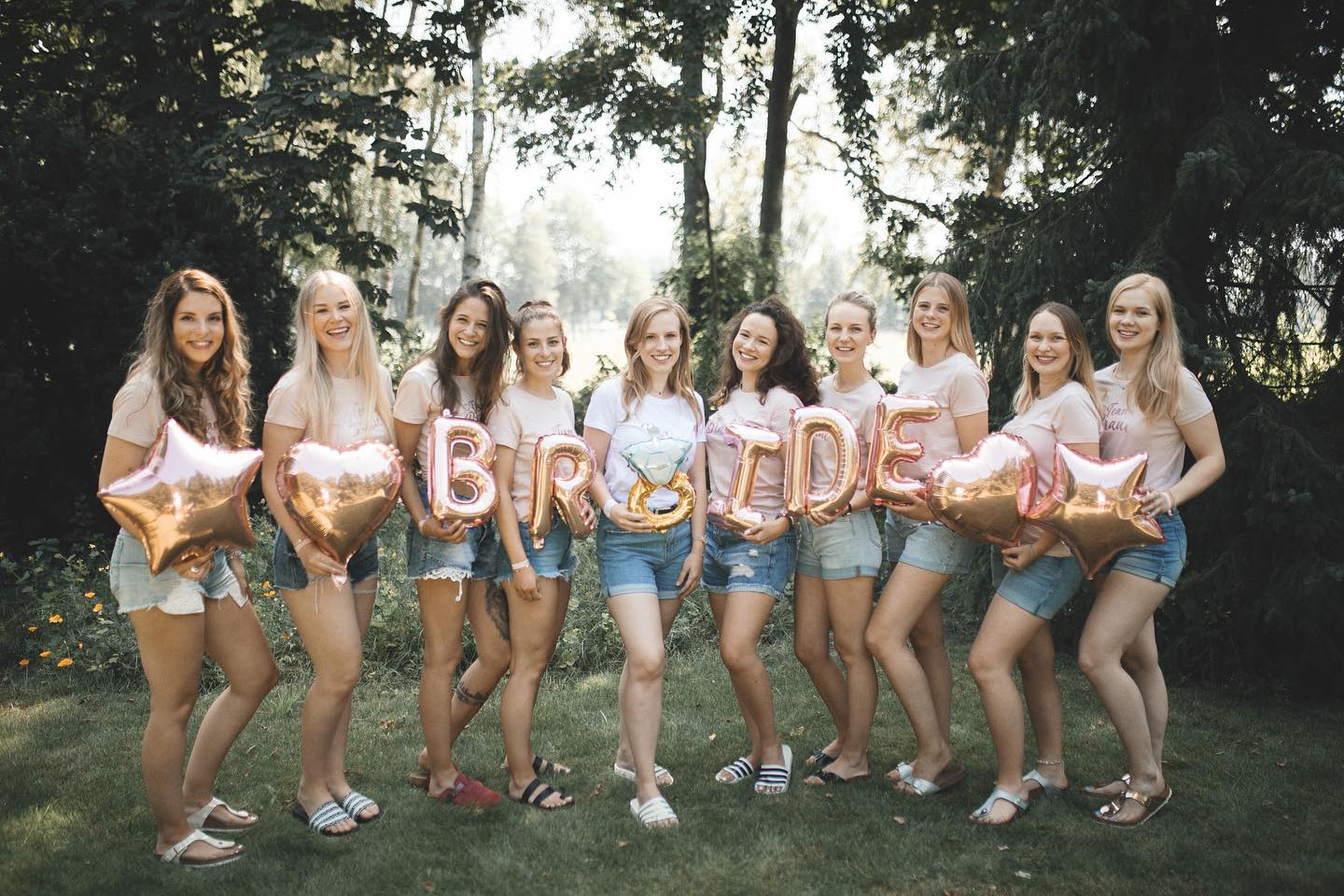 JGA 🎉🎊🎈🍾
#wedding #Hochzeit #hochzeitskleid #weddingdress #weddingportrait #hochzeitsportraits #hochzeitsfeier #trauung #trauungimfreien #trauungszeremonie #hochzeitsringe #couplegoals #couplegoals #coupleshoot #weddingphotography #weddingphotographer #hochzeitsfotograf #hochzeitsfotografie #lovestory #yourlovestory #storytelling #hochzeitamsee #hochzeitstorte #hochzeitsgeschenk #hochzeitsinspiration #hochzeitsfrisur #hochzeitsideen #hochzeitsplanung #hochzeitsfotos #couple #love