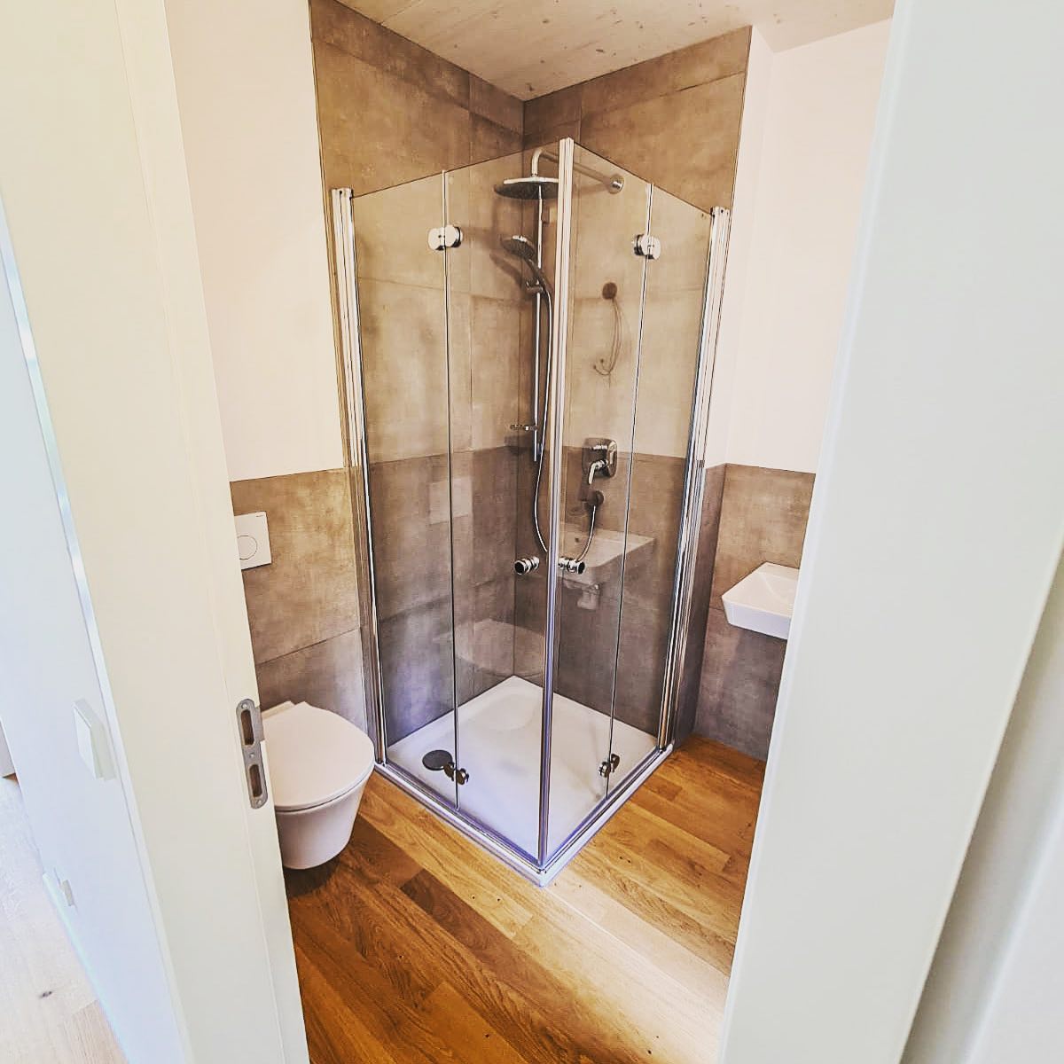 Feierabend 💙
•
•
•
#sanitäreckert #feierabend #zufriedenekunden #konstanz #handwerkkonstanz #lakeofconstance #allesauseinerhand #bäderzumverlieben