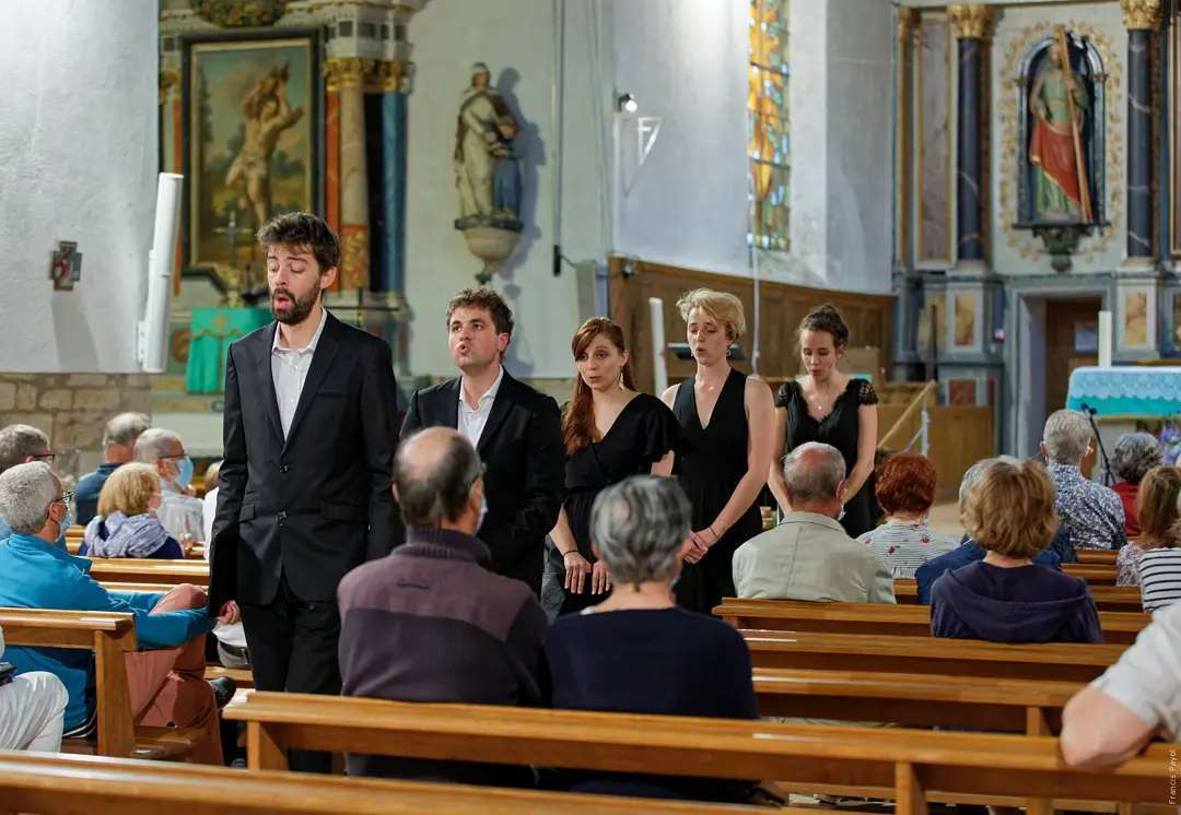 Processing 🎶
Crédits 📸 : Francis Payol
#letempsdunechanson #ensemblesottovoce #vocal #quartet #quatuor #voix