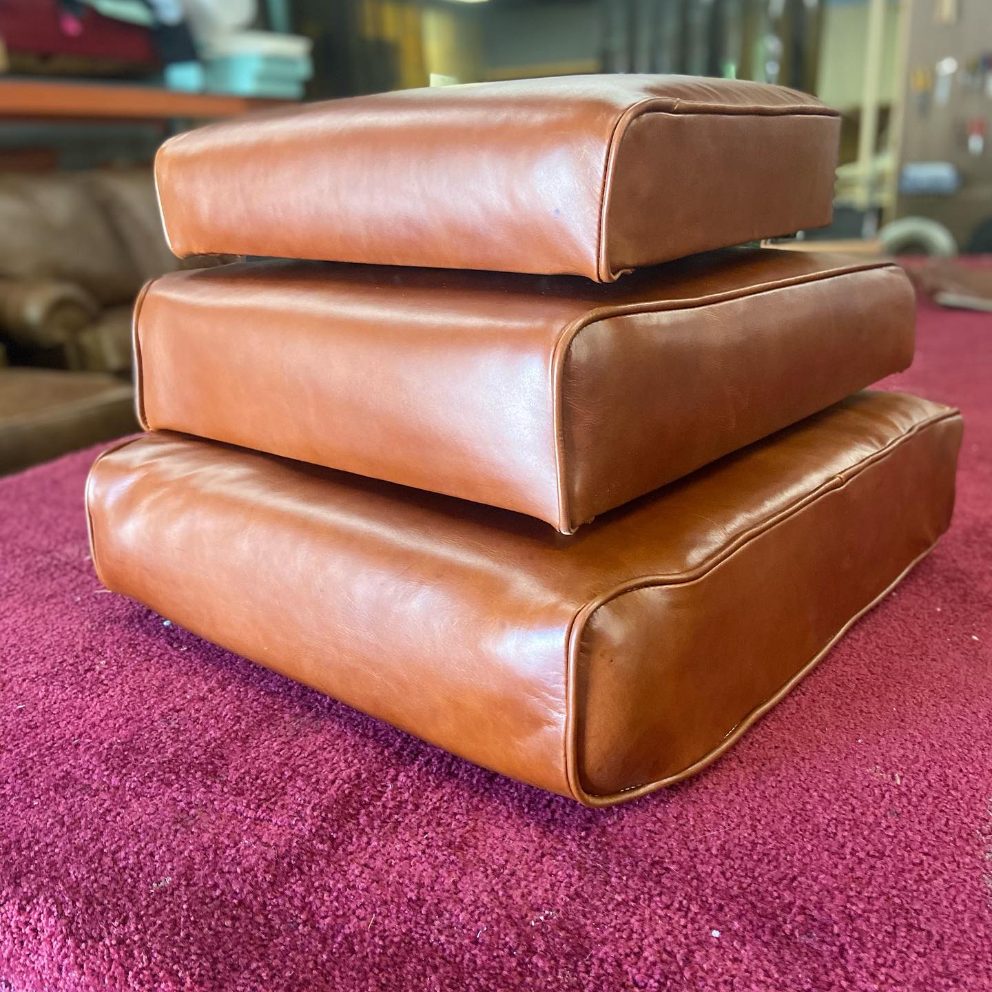 Just a few classy cushions for our friends over at @euroclassicsantiques
#upholstery
#asseenincolumbus
#furniture