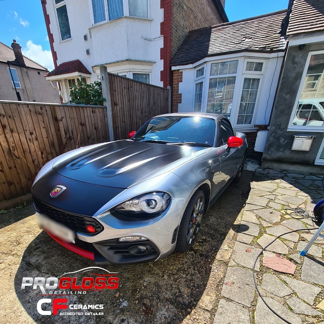 Enhancement detail completed on this #fiatspider protected with a 10 month ceramic coating from @coatingfarm making it look show ready 👌🏻👌🏻👌🏻