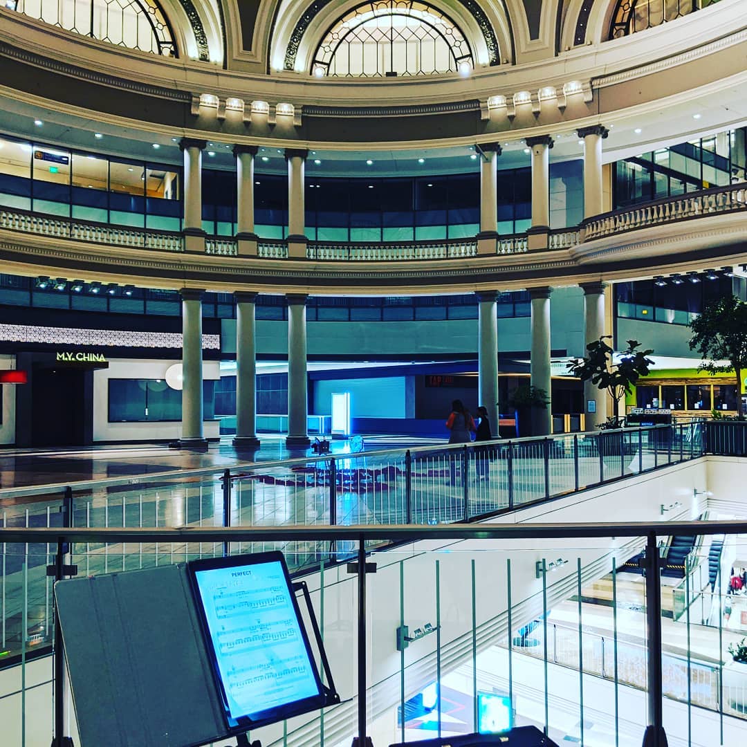 #tbt to one of the strangest gigs I've ever played, one year ago today on the day the sun never showed behind smoke-filled skies. For an audience of two on a memorable day for a proposal, I played upbeat contemporary pop on electric violin in the post-apocalyptically empty #westfieldsfcentre. Not to be forgotten...