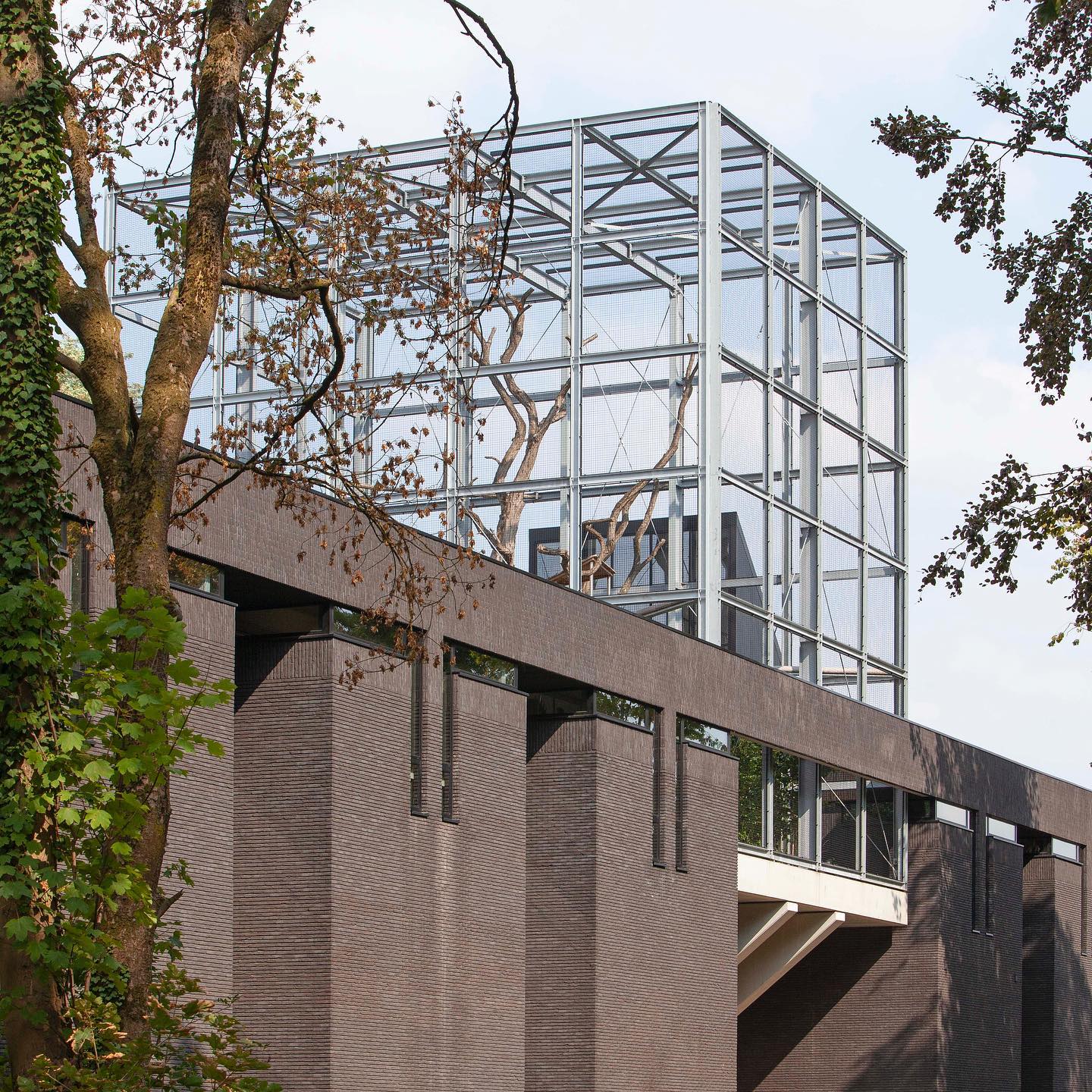 Labiomista.
Van Mario BOTTA & BURO B voor Koen Vanmechelen.
.
.
.
.
#architectuur
#interieurdesign
#architecture
#interiordesign
#beecreative ๐
#dreamteam