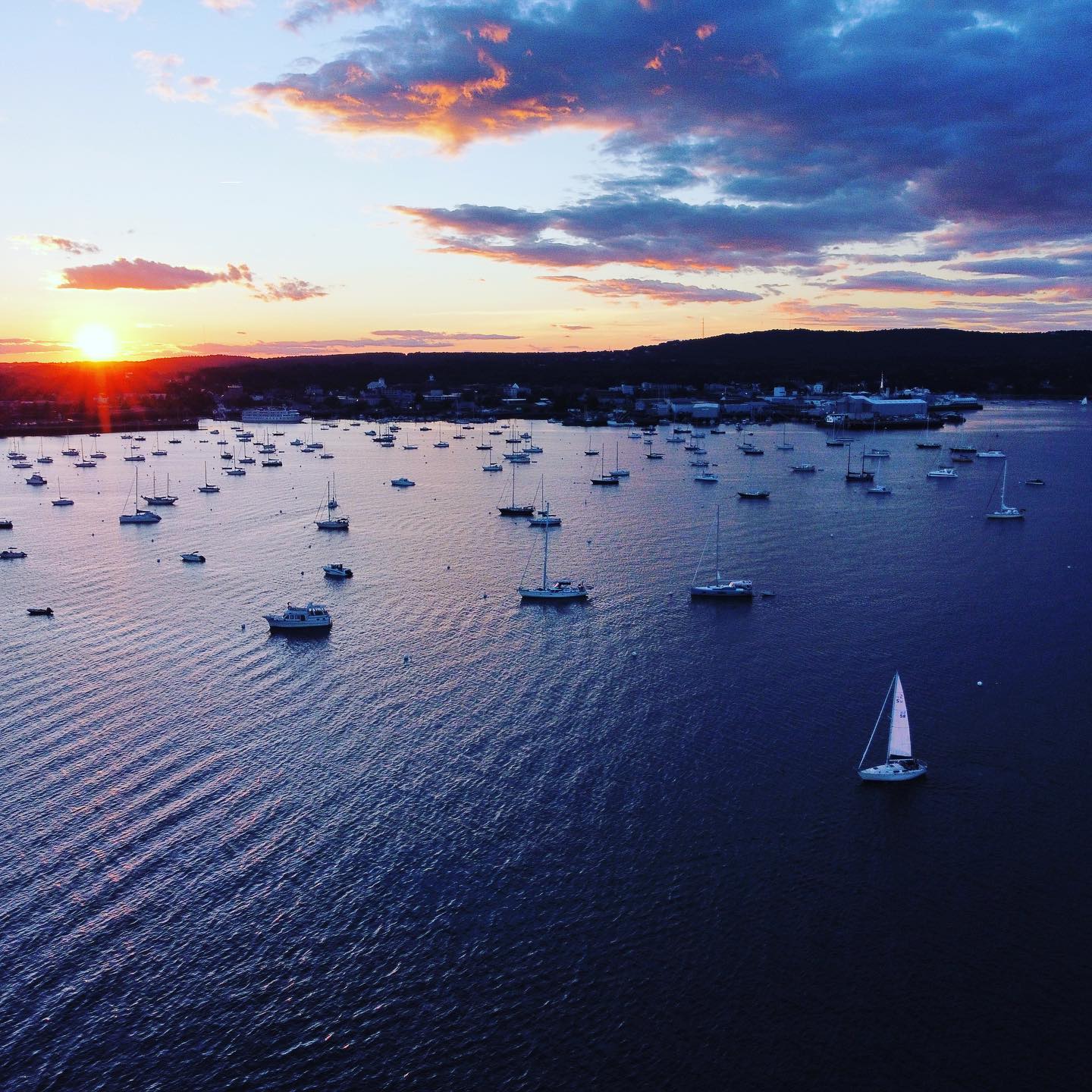 Dropping the sails after Tuesday night Rockland Race Series
#yachtracing #dji #rocklandyachtclub #mainedronephotography #mainesunset #rocklandmaine