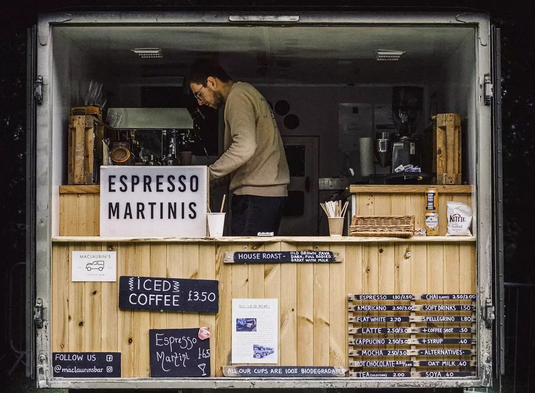 Atmospheric snap of us @fifefest - what a weekend!
Photo creds to @kaz_coles @longstoryshortvisuals
#scotland #coffee #coffeetruck #cocktails #landrover #landroverdefender #espressomartini #fife #uk #britian
