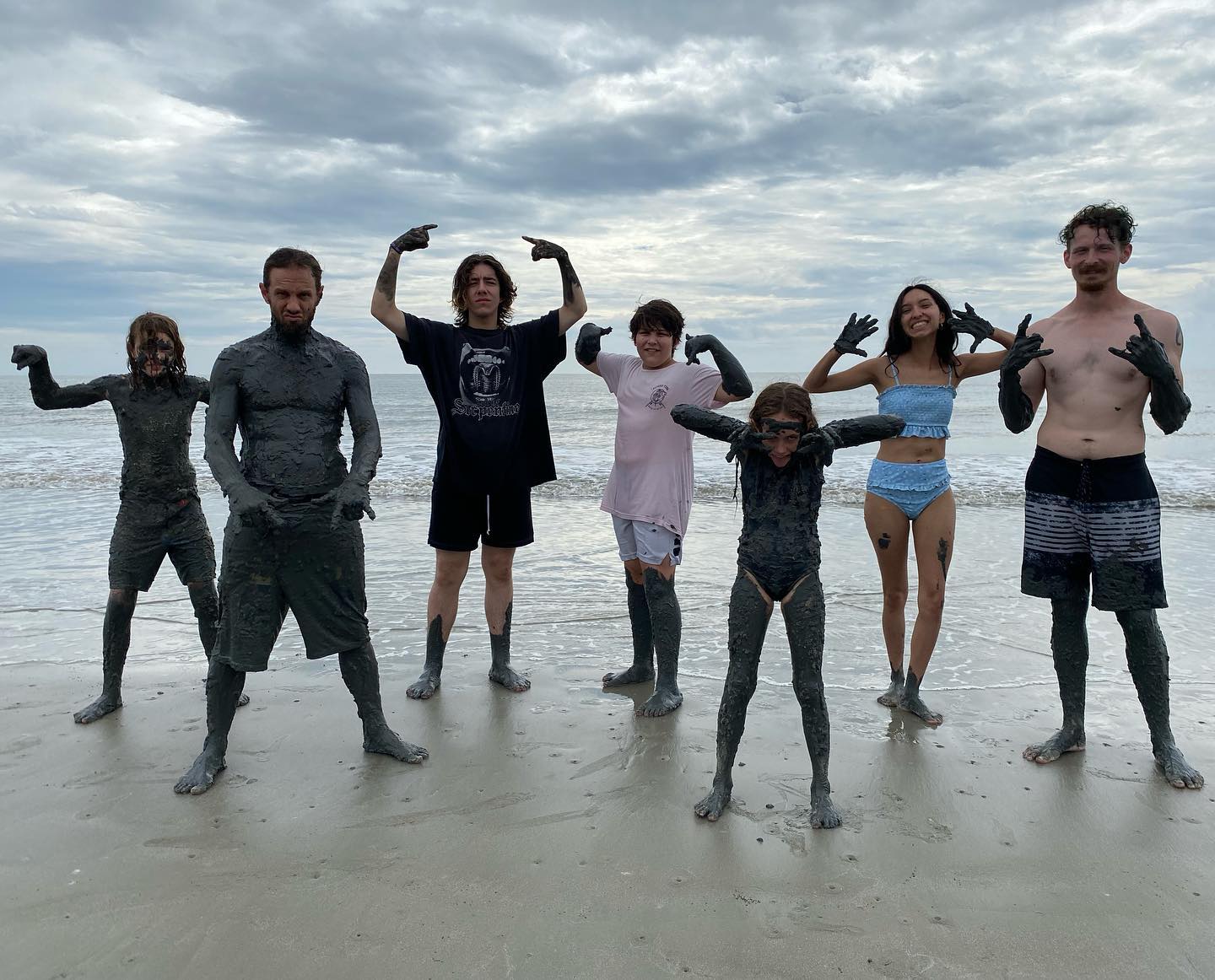 Event Day in Hilton Head, South Carolina. Mud bath and ocean swim in the morning, rocking out with the amazing people from Resurrection Church in the afternoon. And we saw an alligator in the wild 😵. Thank you SC! Onward to Atlanta! #extremetour21