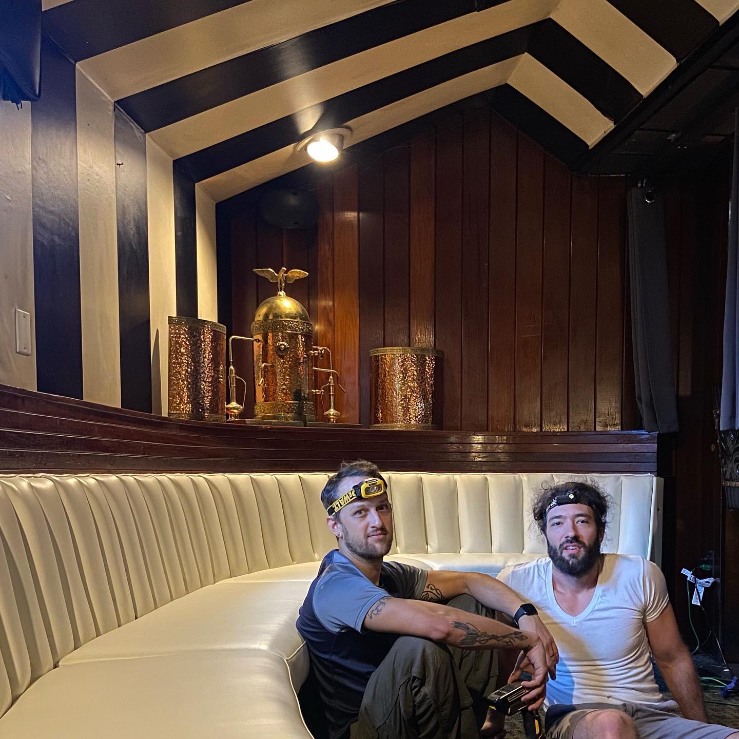 Big thanks to @thetopsteakhouse for letting us be your upholsterers! Today we wrapped up work on reupholstering the entire restaurant. The last piece of the job was to get the largest, curved and channeled banquette torn down and reupholstered before tonight’s dinner service. We love a good challenge and think it turned out just lovely. Happy dining and reclining, friends!
#upholstery
#614